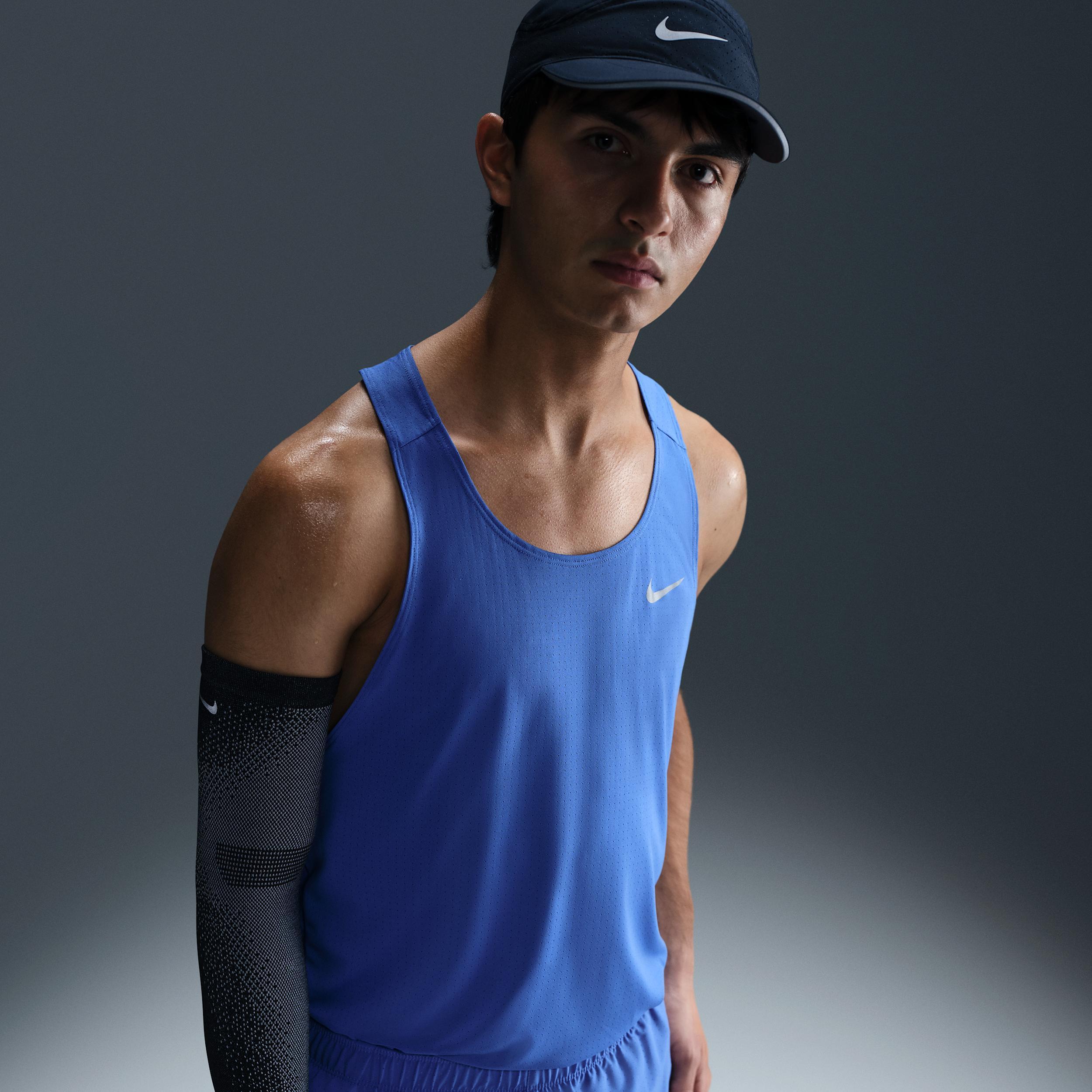 Nike Mens Fast Dri-FIT Running Singlet | FN4229-411 Product Image