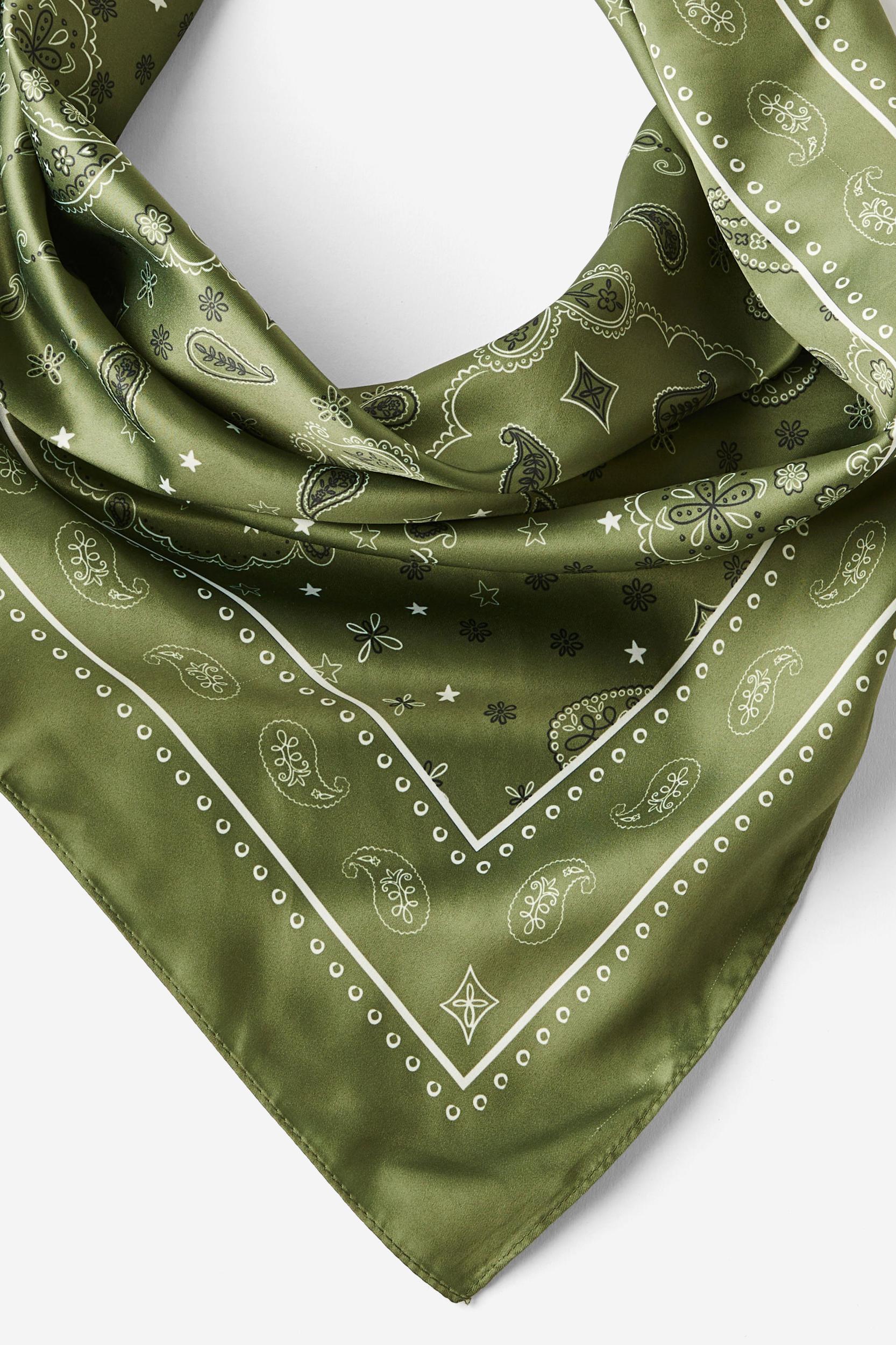 Knot Your Everyday Scarf Product Image
