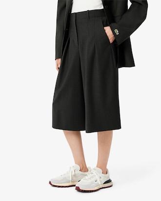 Oversized Long Wide Fit Pleat Bermuda Shorts Product Image