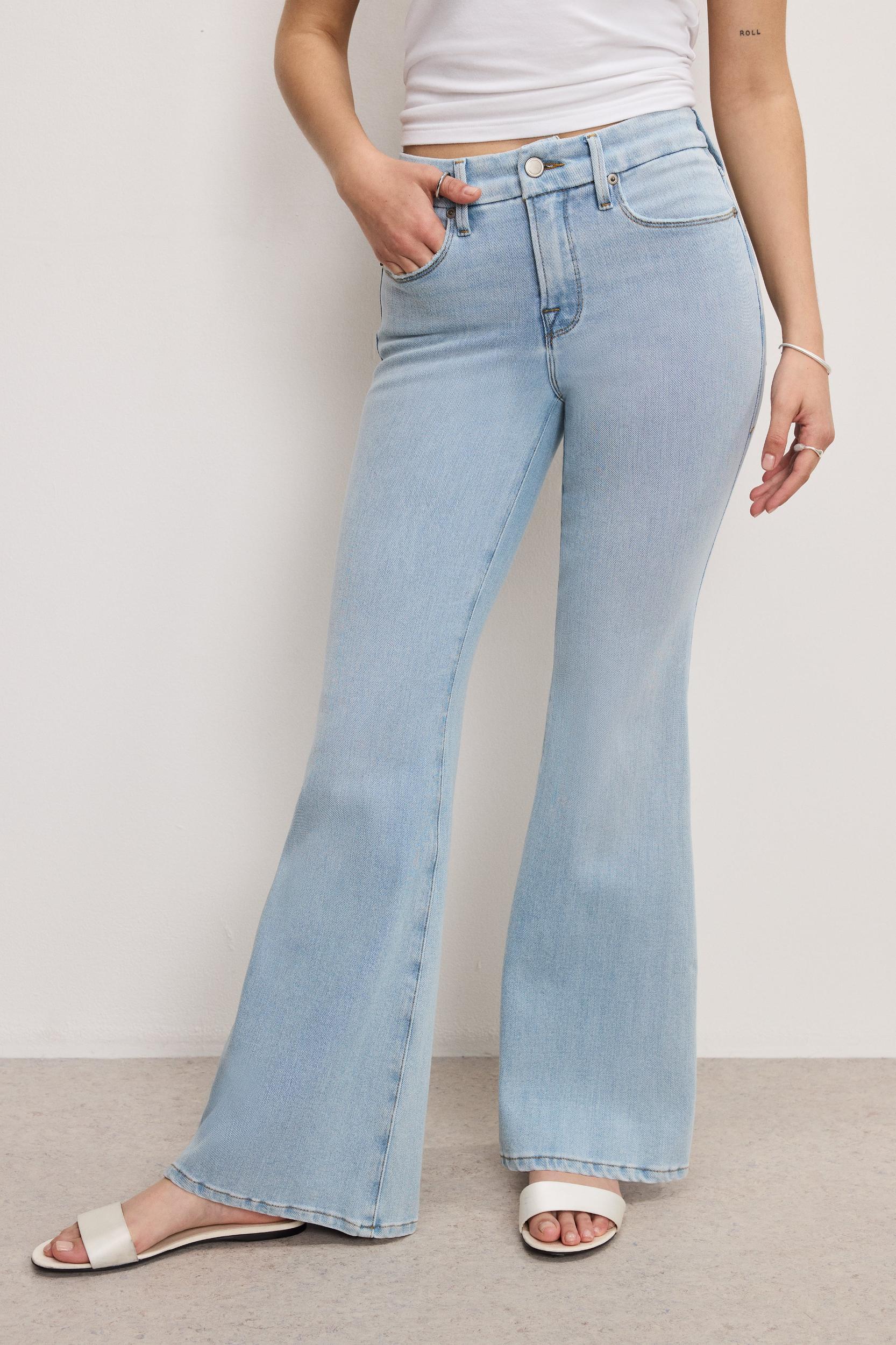 SOFT TECH GOOD PETITE FLARE JEANS | INDIGO841 Product Image