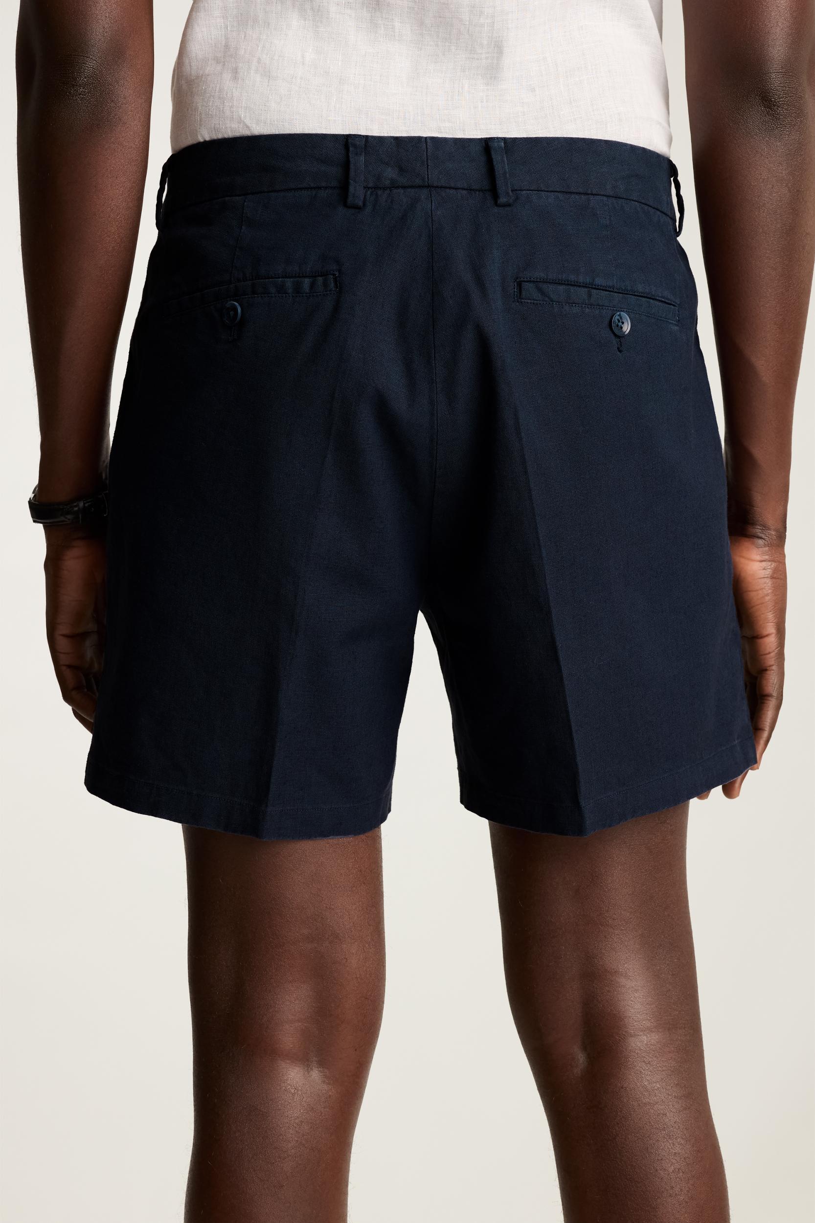 Coastal Linen Short Product Image