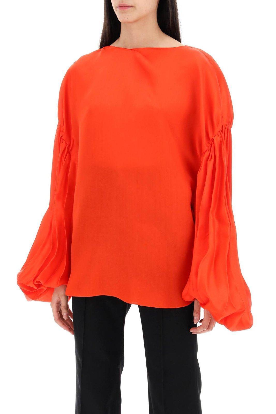 KHAITE Quico Oversized Silk Blouse In Rot Product Image