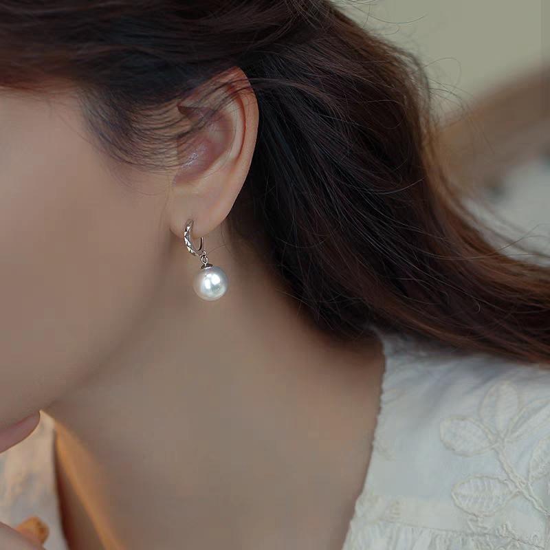 925 Sterling Silver Faux Pearl Drop Earring Product Image