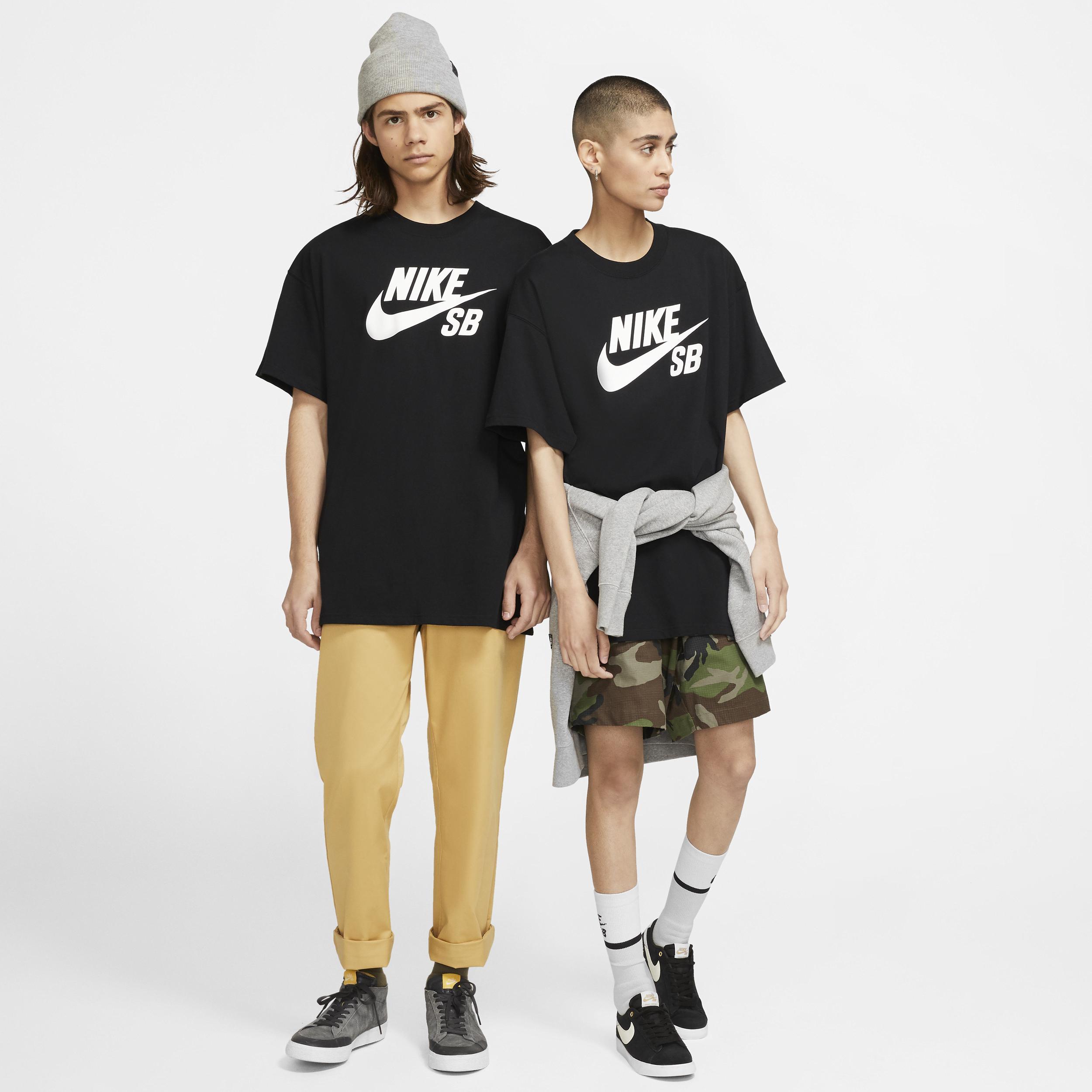 Men's Nike SB Logo Skate T-Shirt Product Image