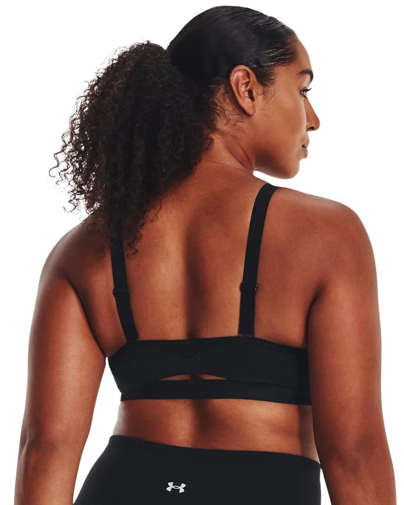 Women's UA SmartForm Evolution Mid Sports Bra Product Image