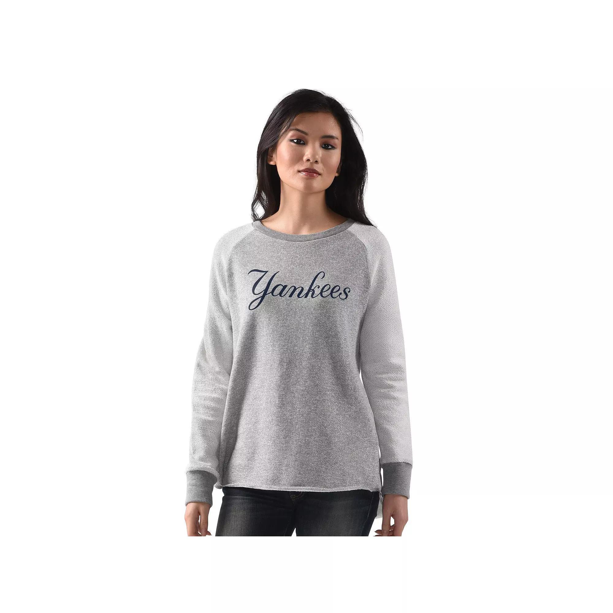 Women's G-III 4Her by Carl Banks Heather Gray New York Yankees Gridiron Raglan Pullover Sweatshirt,  Product Image