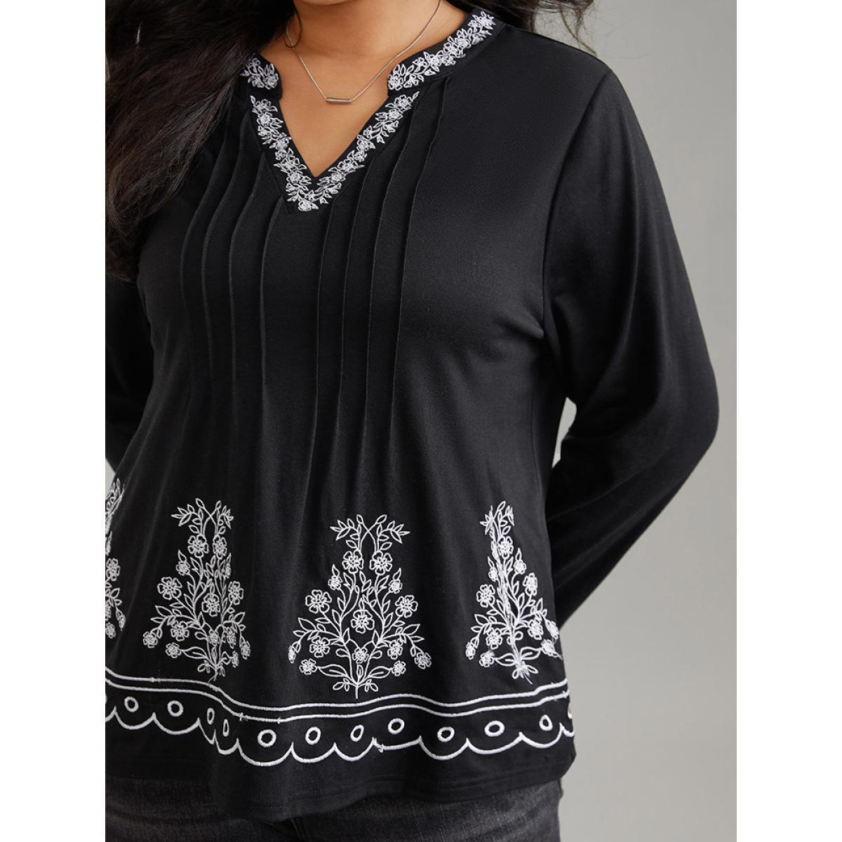 Plus Size Floral Embroidered Notched Pleated T-shirt Black Women Elegant Contrast Silhouette Floral Print Notched collar Dailywear T-shirts BloomChic 12/L Product Image