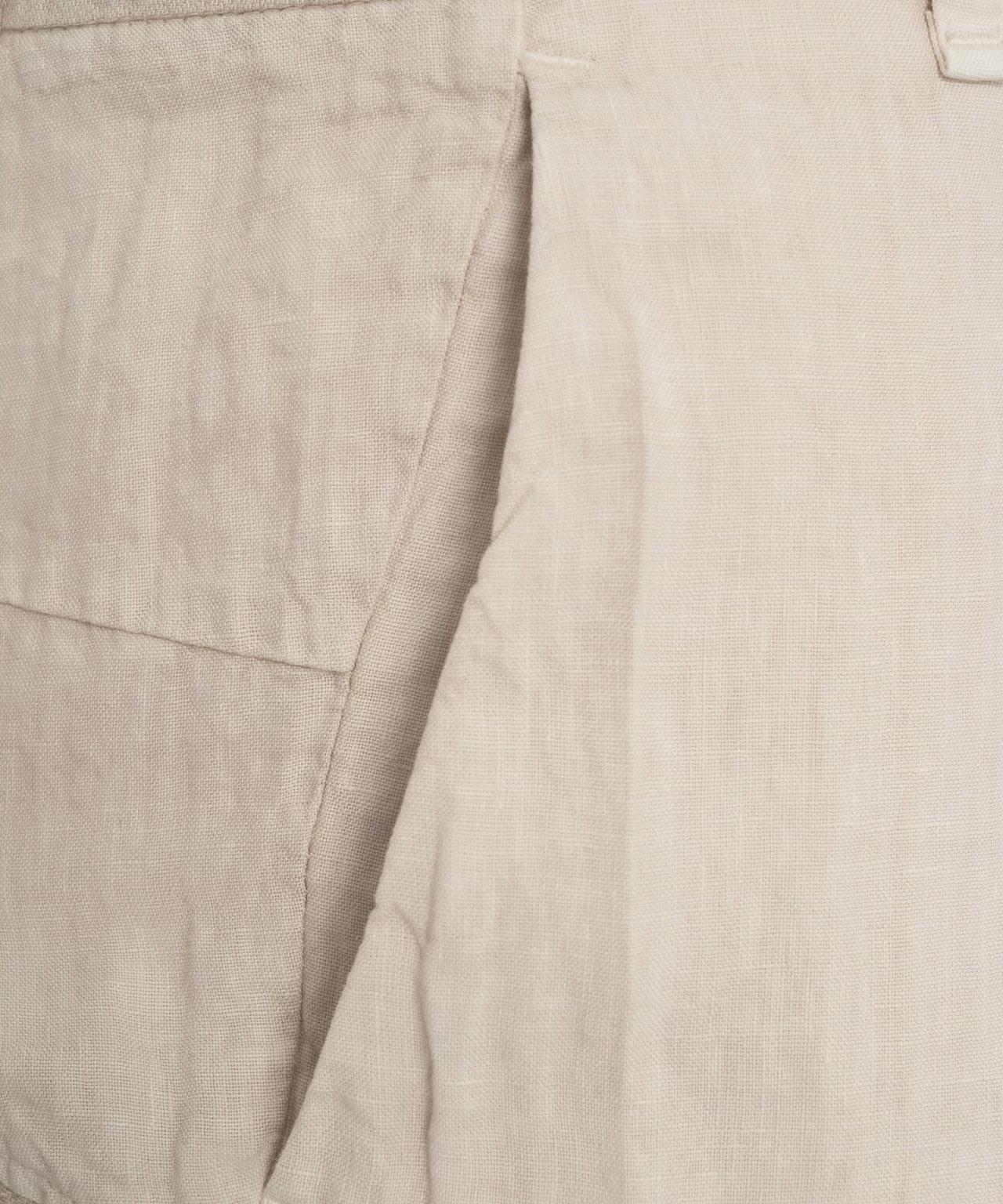 Cargo shorts in linen Product Image