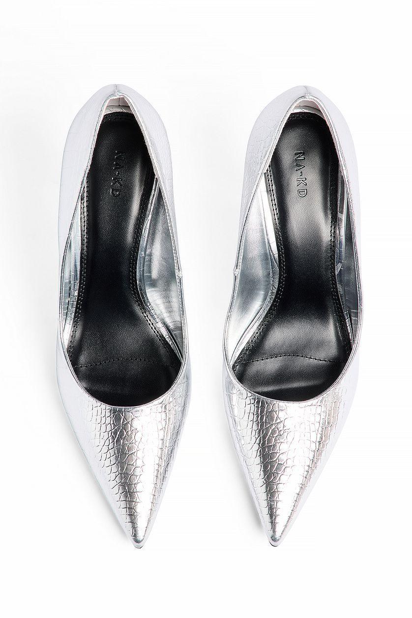 Pointy Pumps Product Image