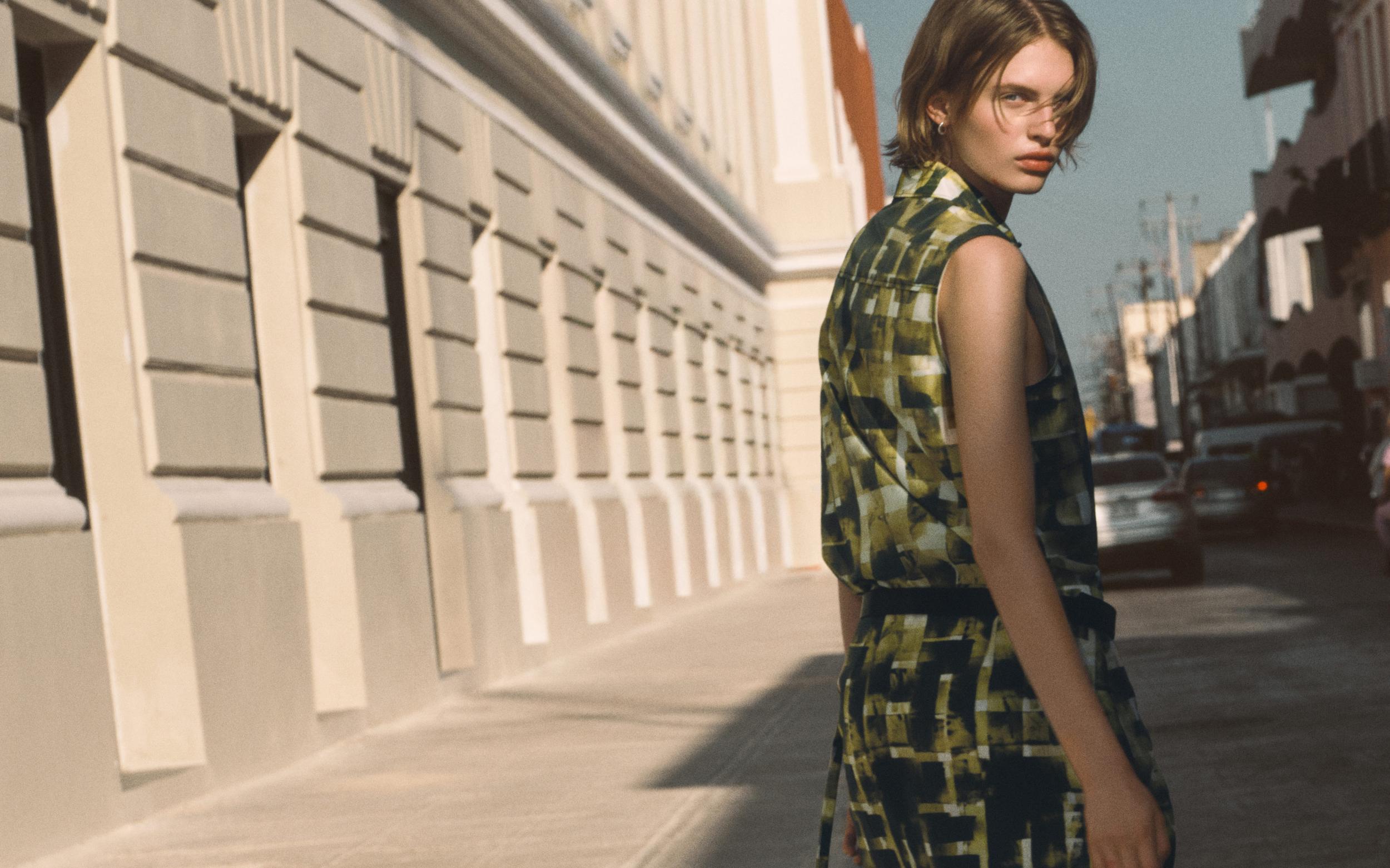 PRINTED MIDI WRAP SKIRT Product Image