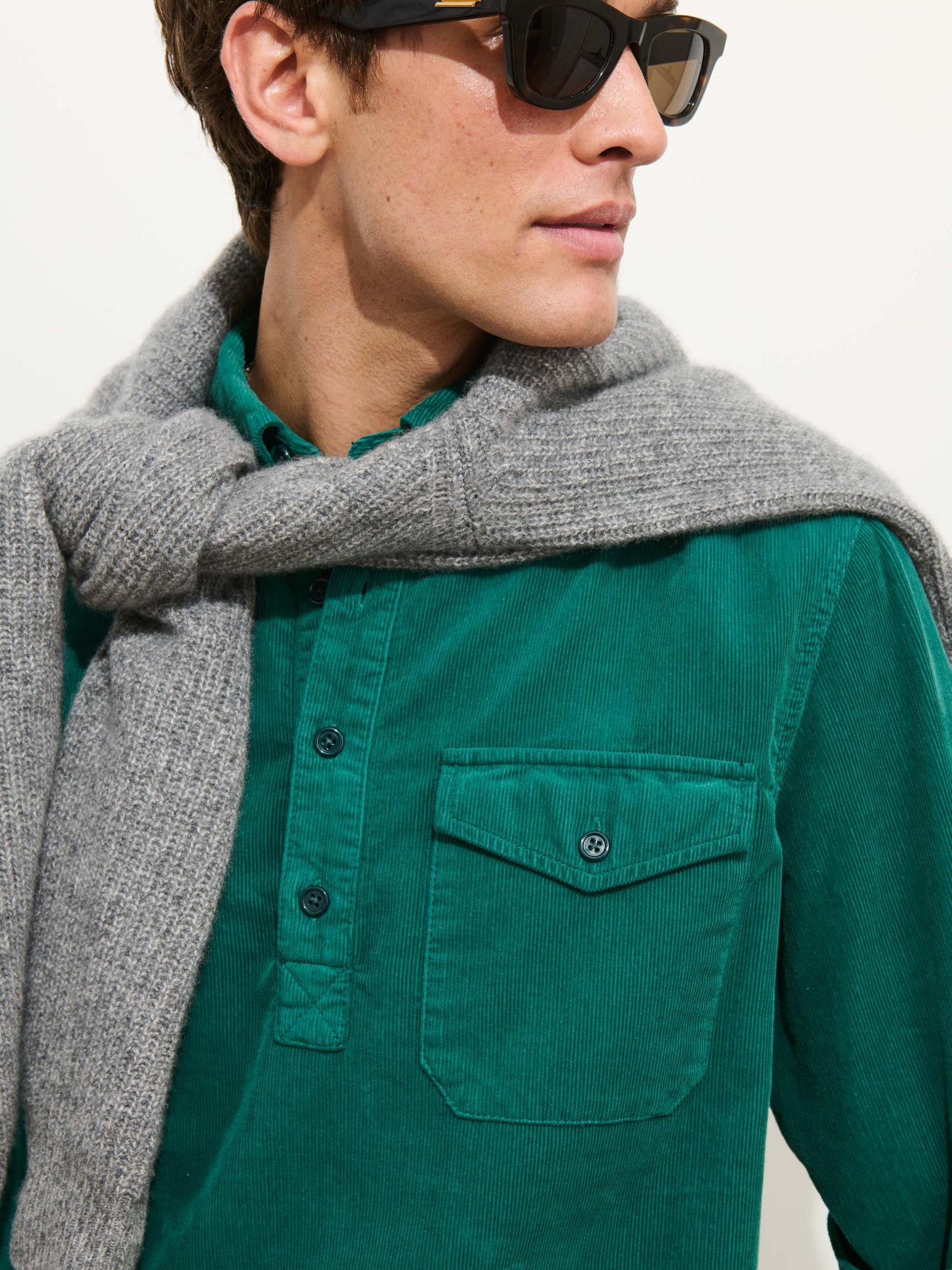 Carter Popover Shirt In Fine Wale Corduroy Product Image