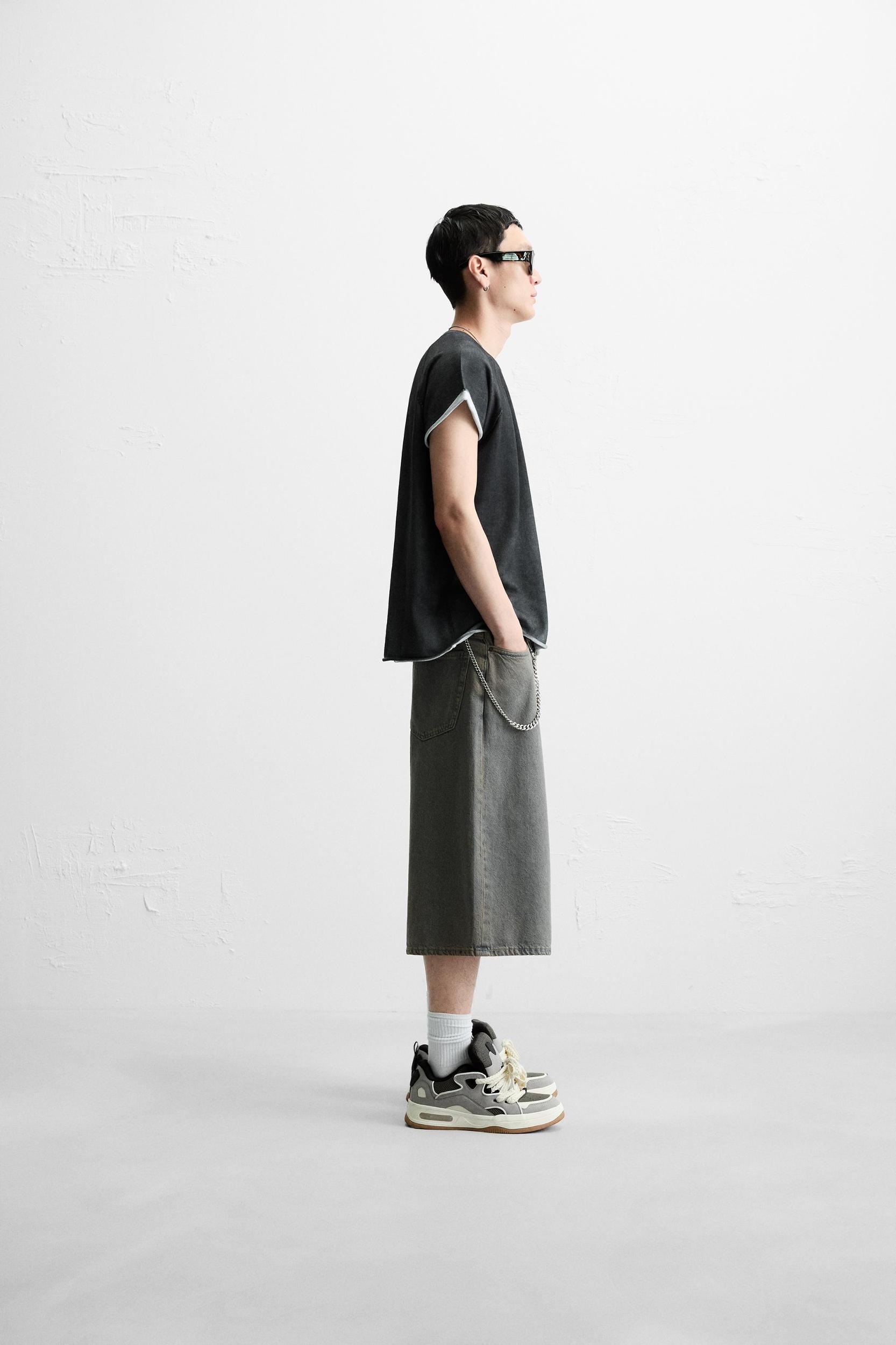 WASHED KNIT T-SHIRT Product Image