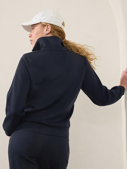 Allure 1/4 Zip Sweatshirt Product Image