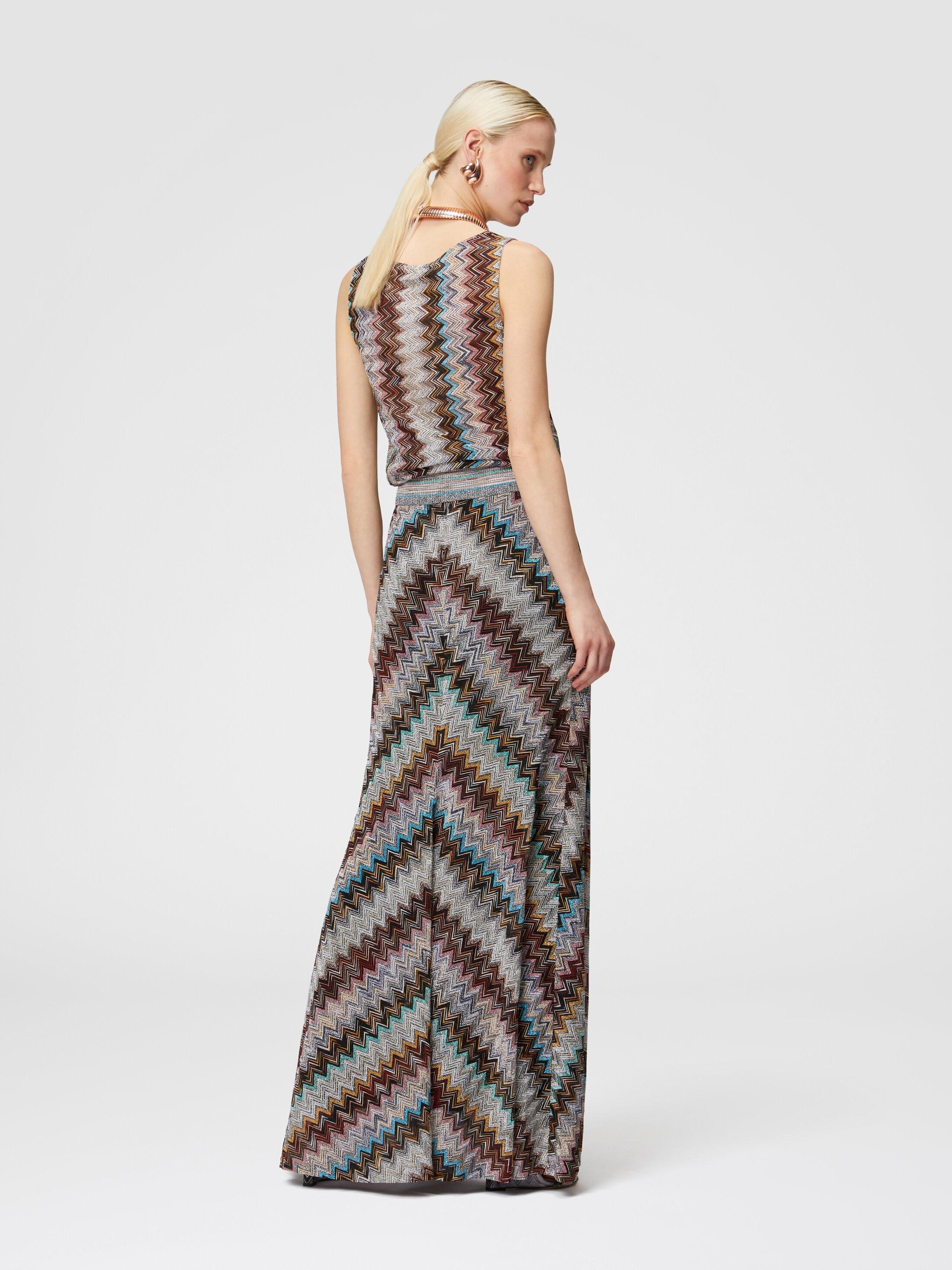 Long flared skirt with lamé slub zigzag motif Product Image