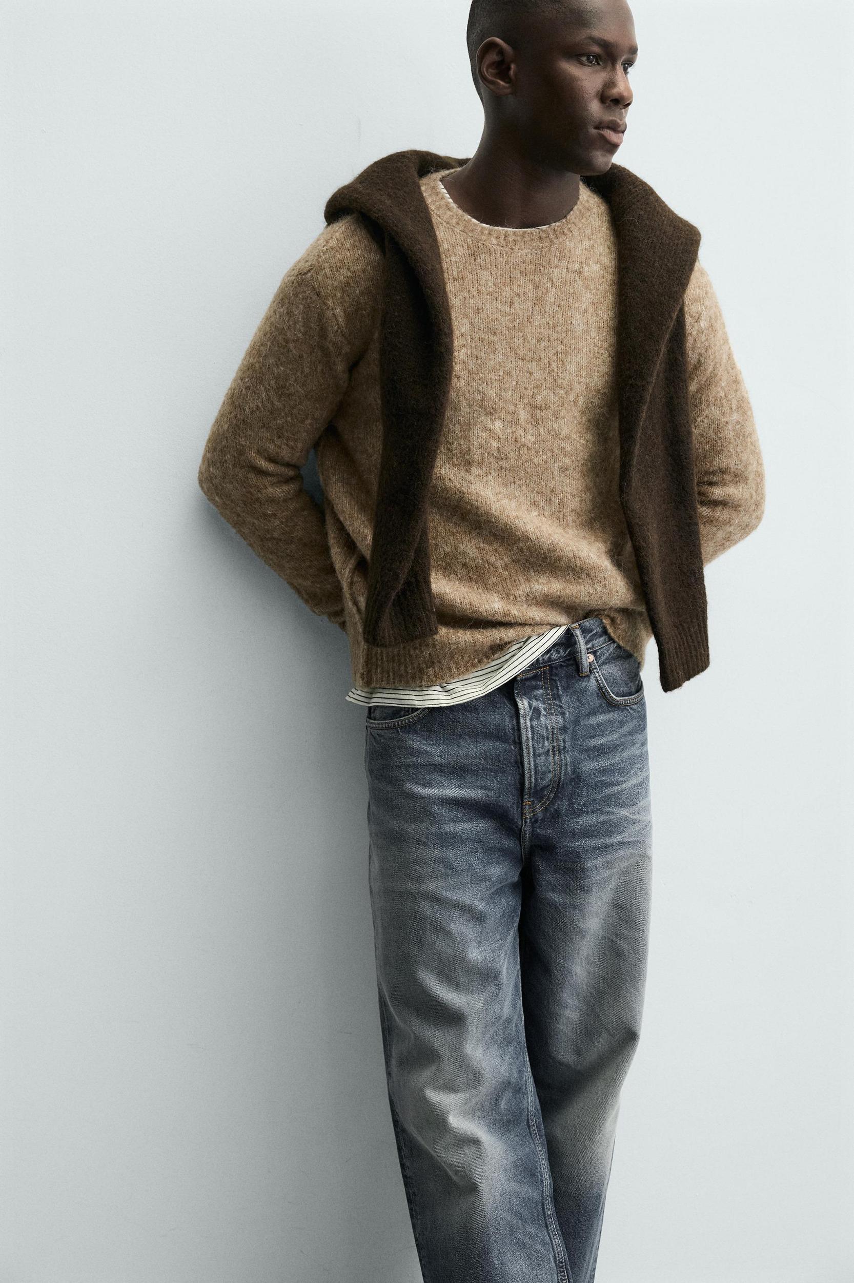 WOOL TEXTURED JUMPER Product Image