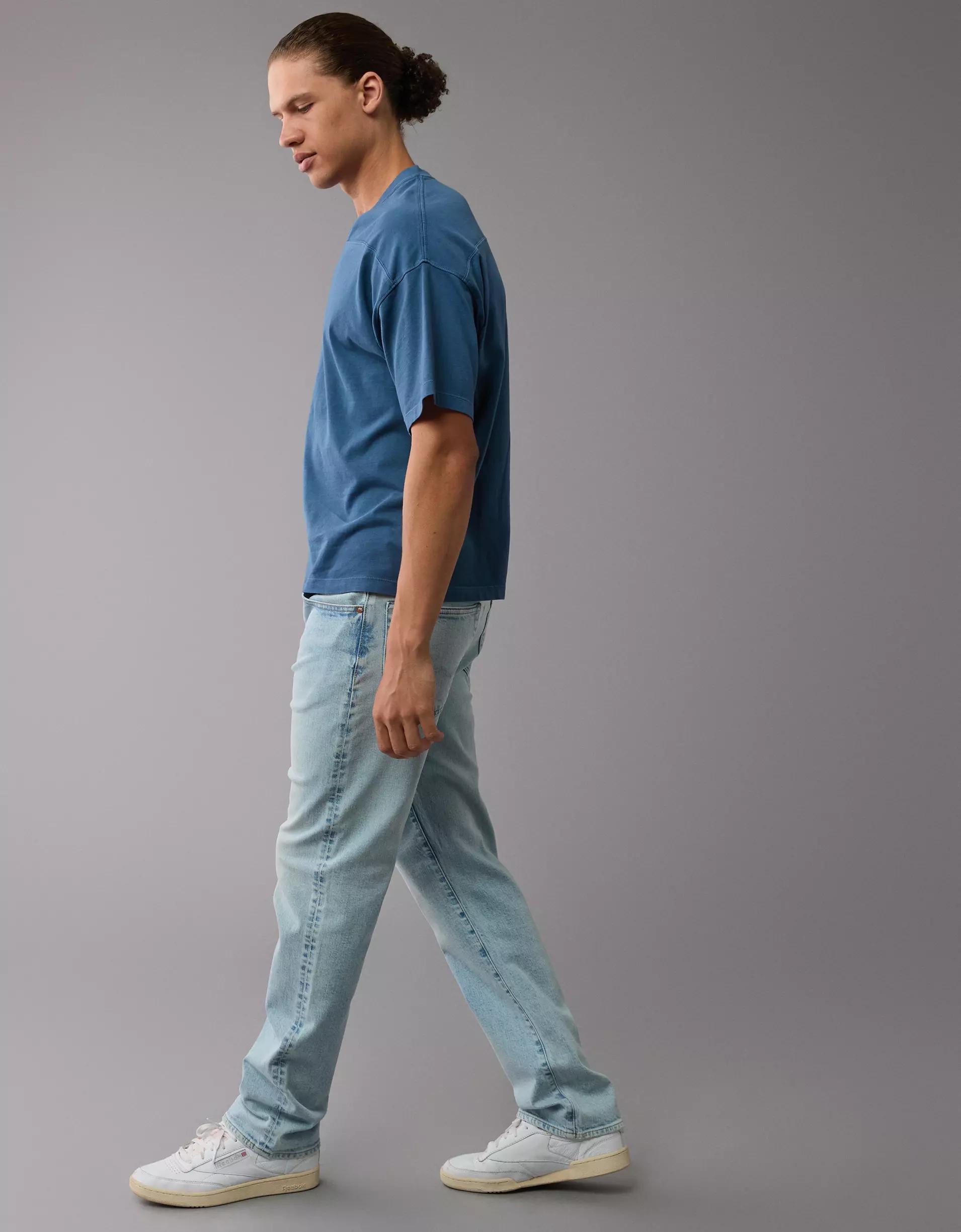 AE EasyFlex Relaxed Straight Jean Product Image