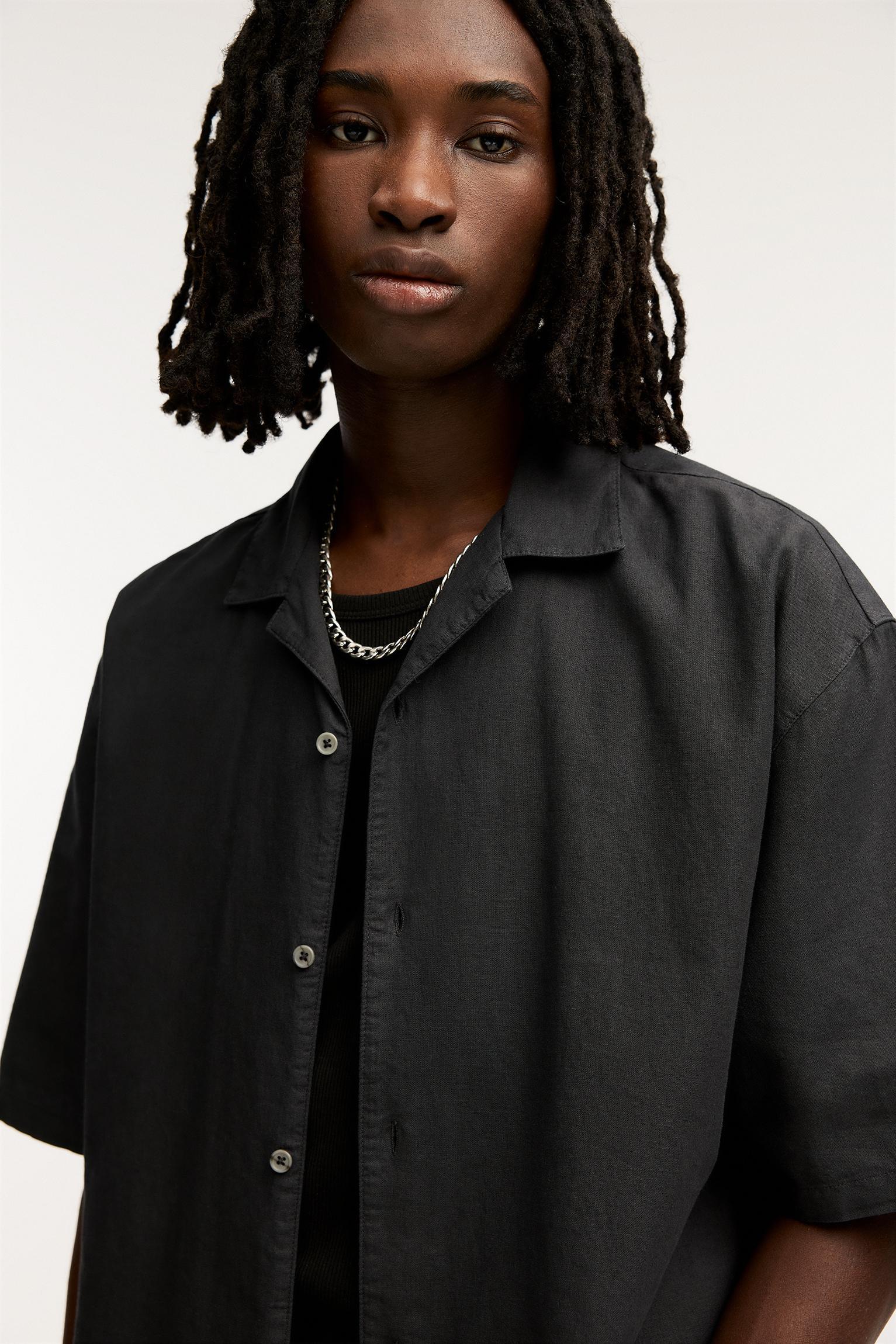 Basic short sleeve linen blend shirt Product Image