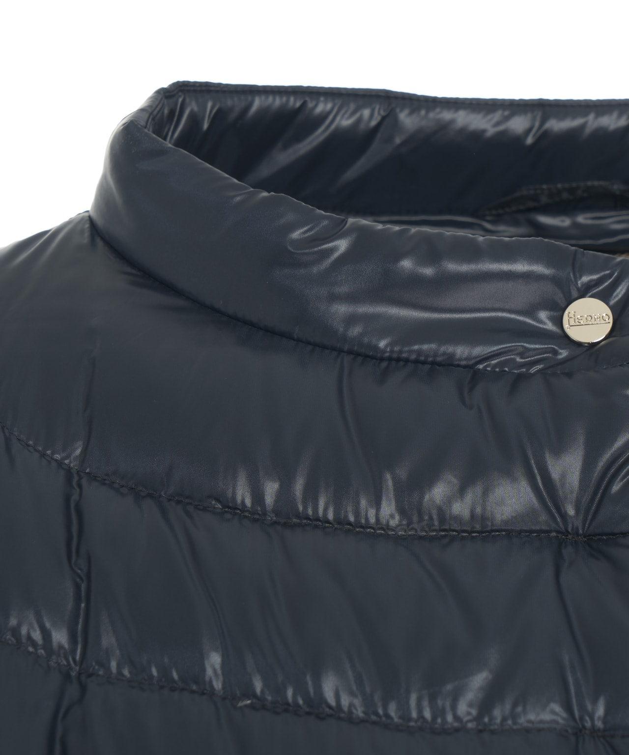 Three-quarter sleeve down jacket Product Image