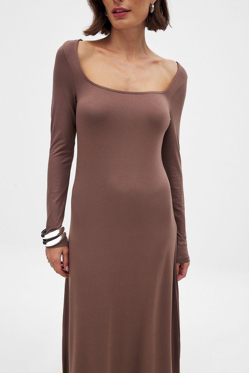 Soft Line Scoop Neck Maxi Dress Product Image