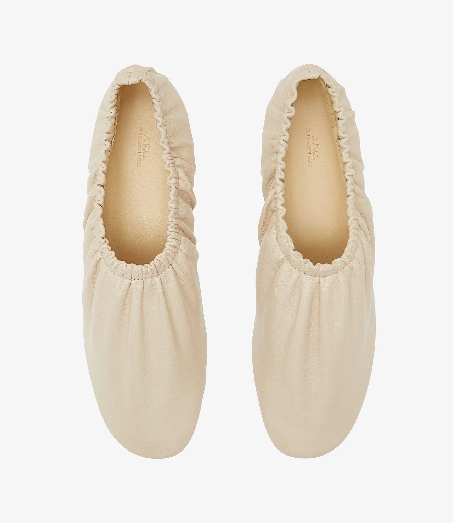 Swan slip-ons Female Product Image