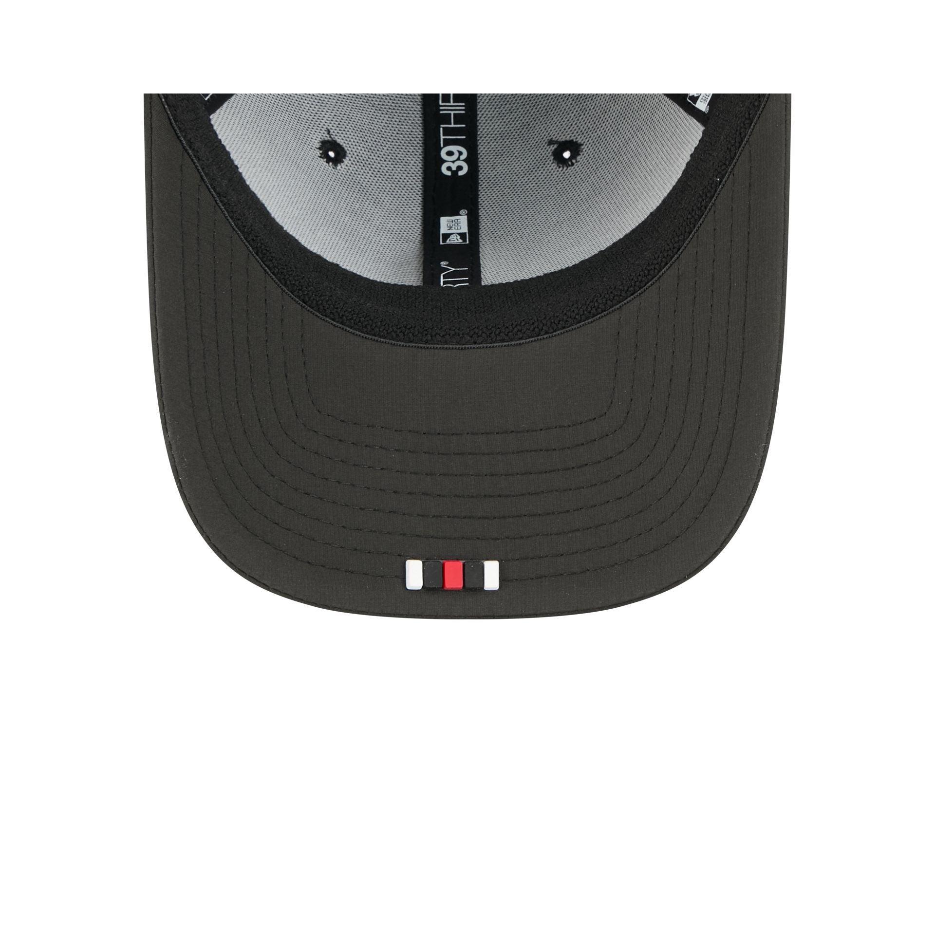 Washington Commanders 2025 Sideline Hot Weather 39THIRTY Stretch Fit Hat Male Product Image