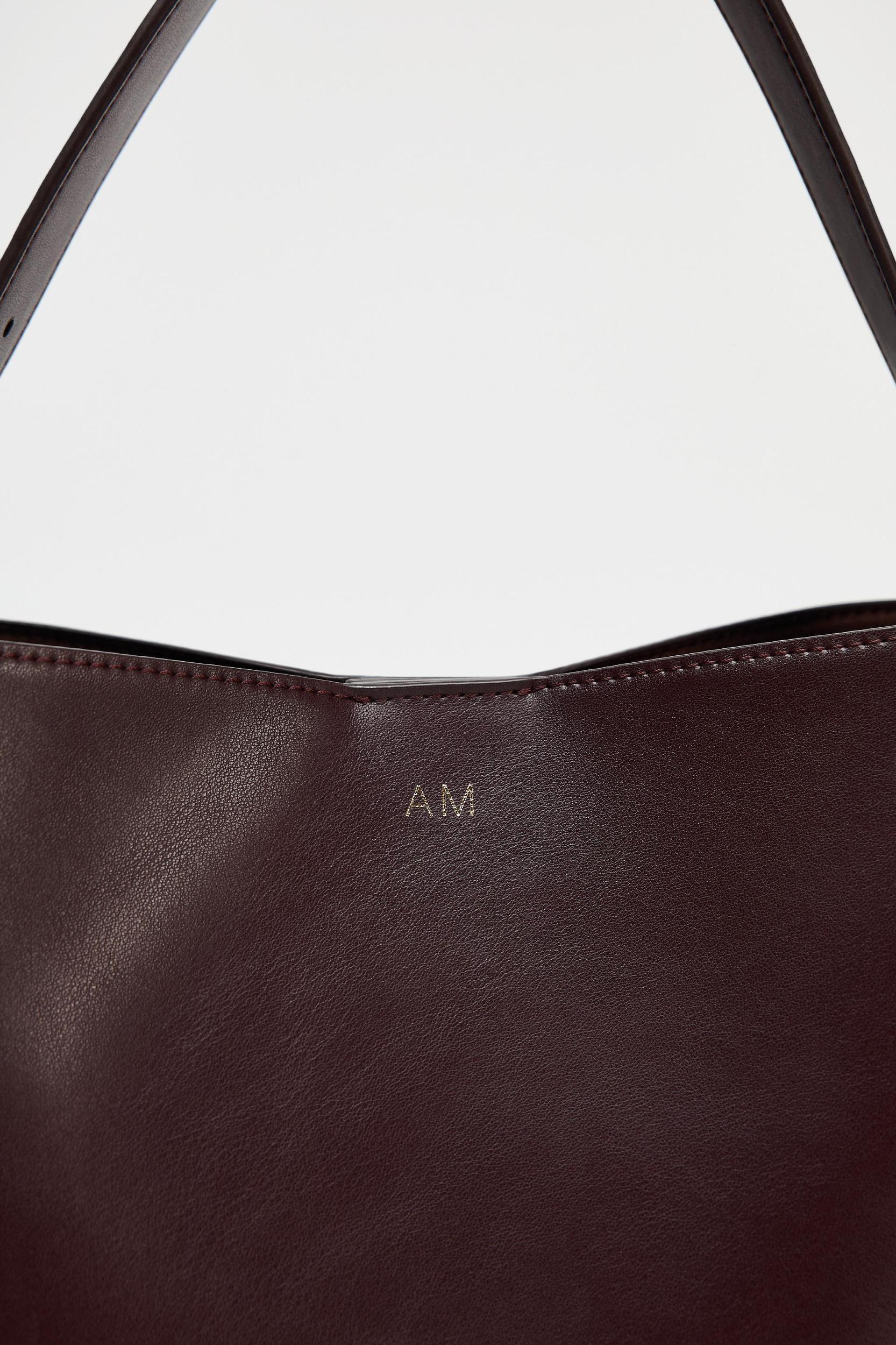 BUCKET BAG Product Image