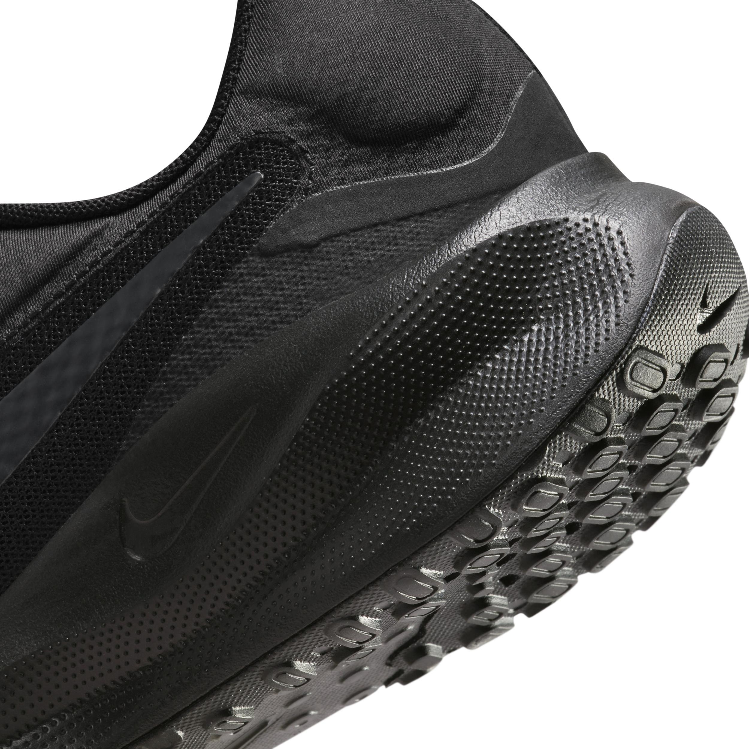 Nike Mens Revolution 7 Road Running Shoes (Extra Wide) Product Image