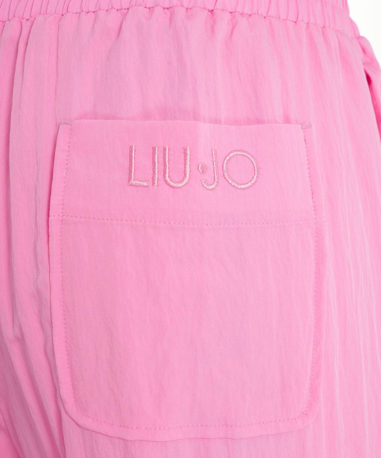 Joggers in viscose blend Product Image