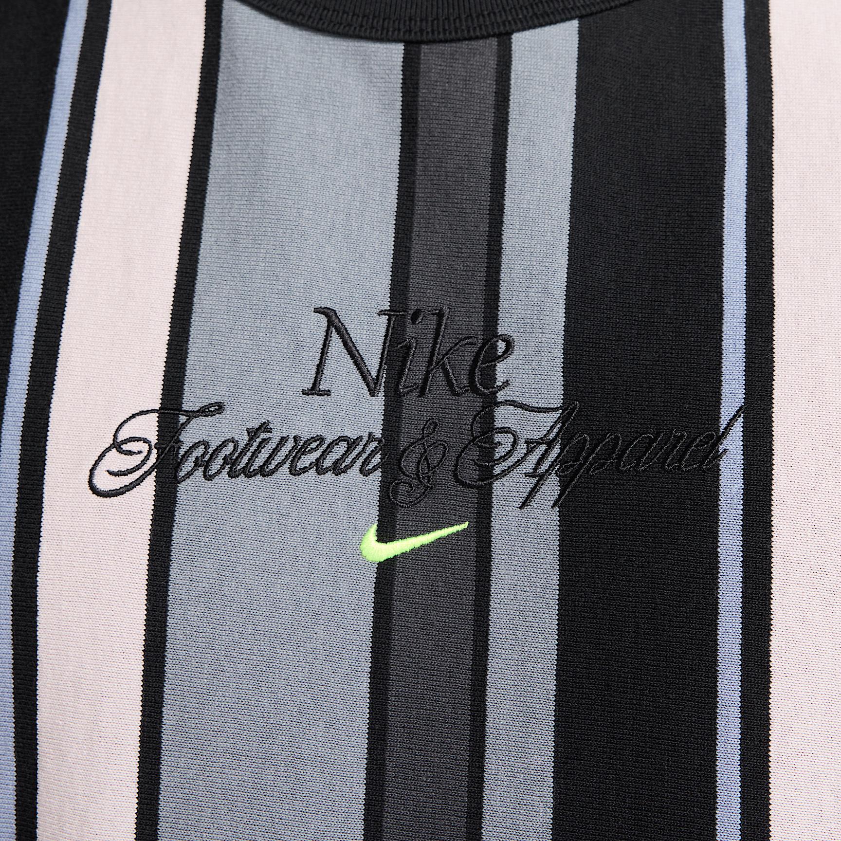 Men's Nike Sportswear Max90 T-Shirt Product Image