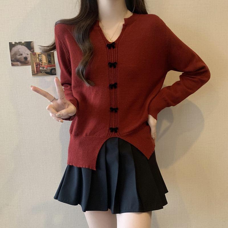 Long-Sleeve V-Neck Bow Detail Knit Top Product Image