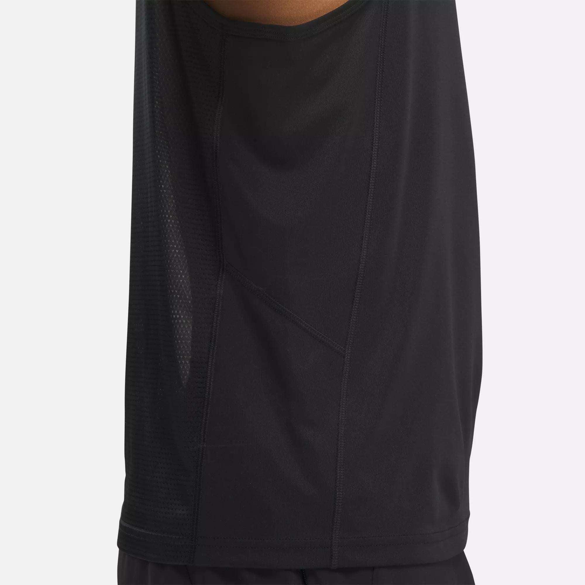 Men's RBK-DRY Running Singlet Male Product Image