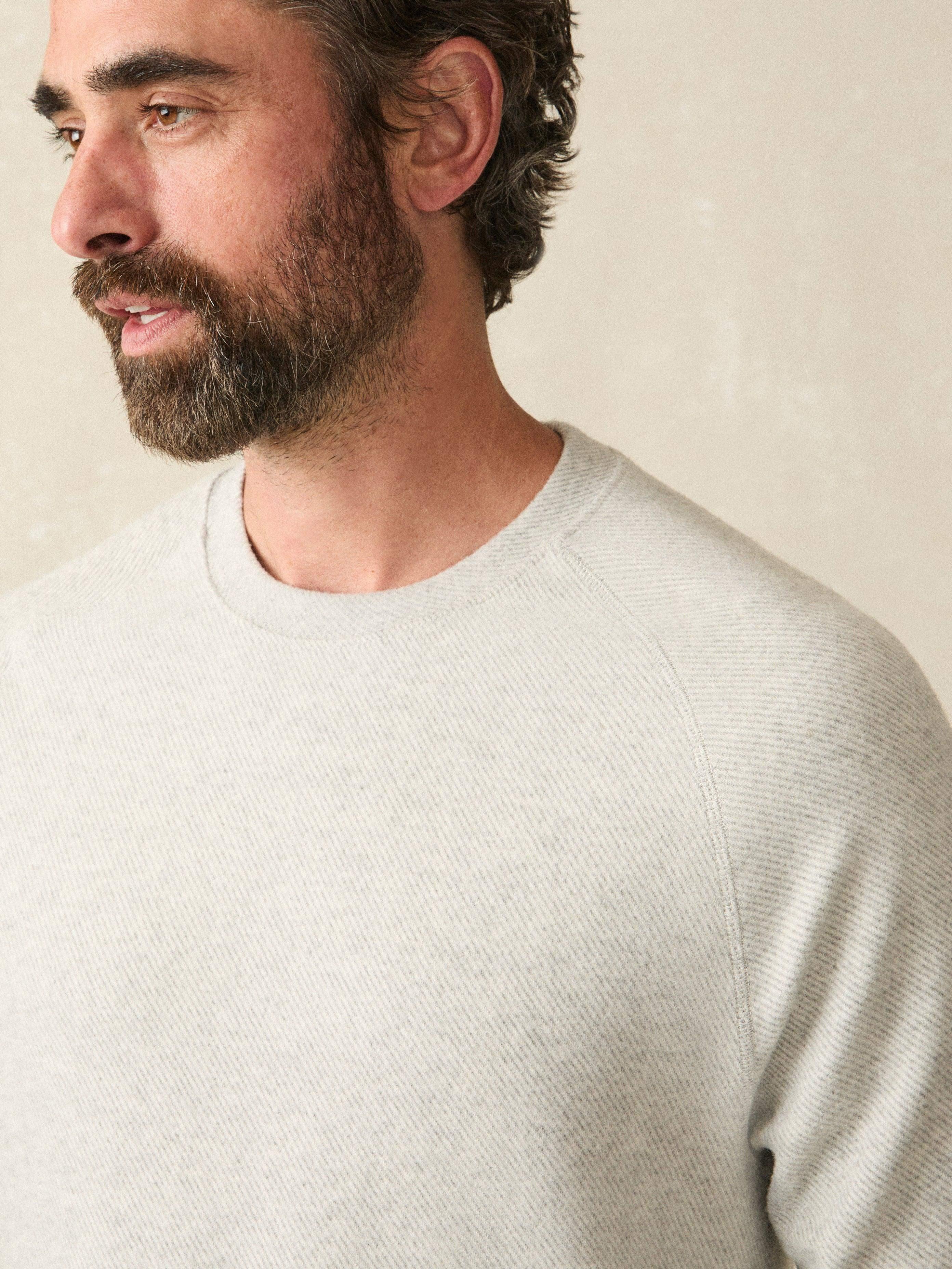 Legend™ Sweater Crew - Light Heather Grey Male Product Image