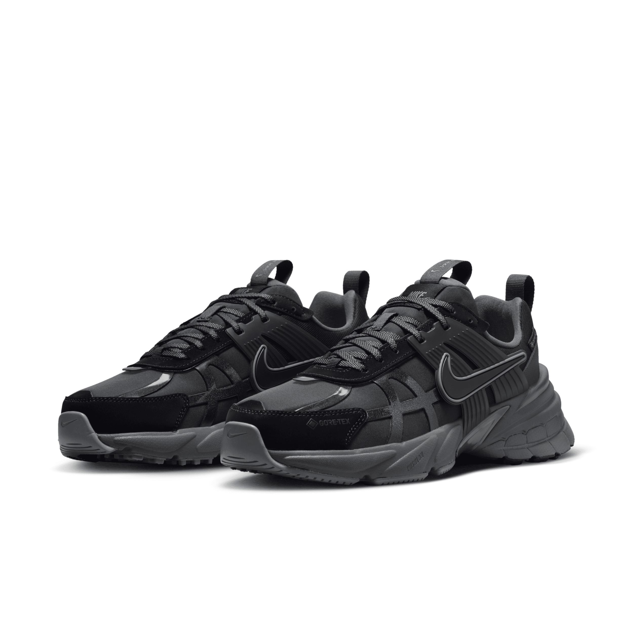 Nike Womens V2K Run GORE-TEX Waterproof Casual Shoes Product Image