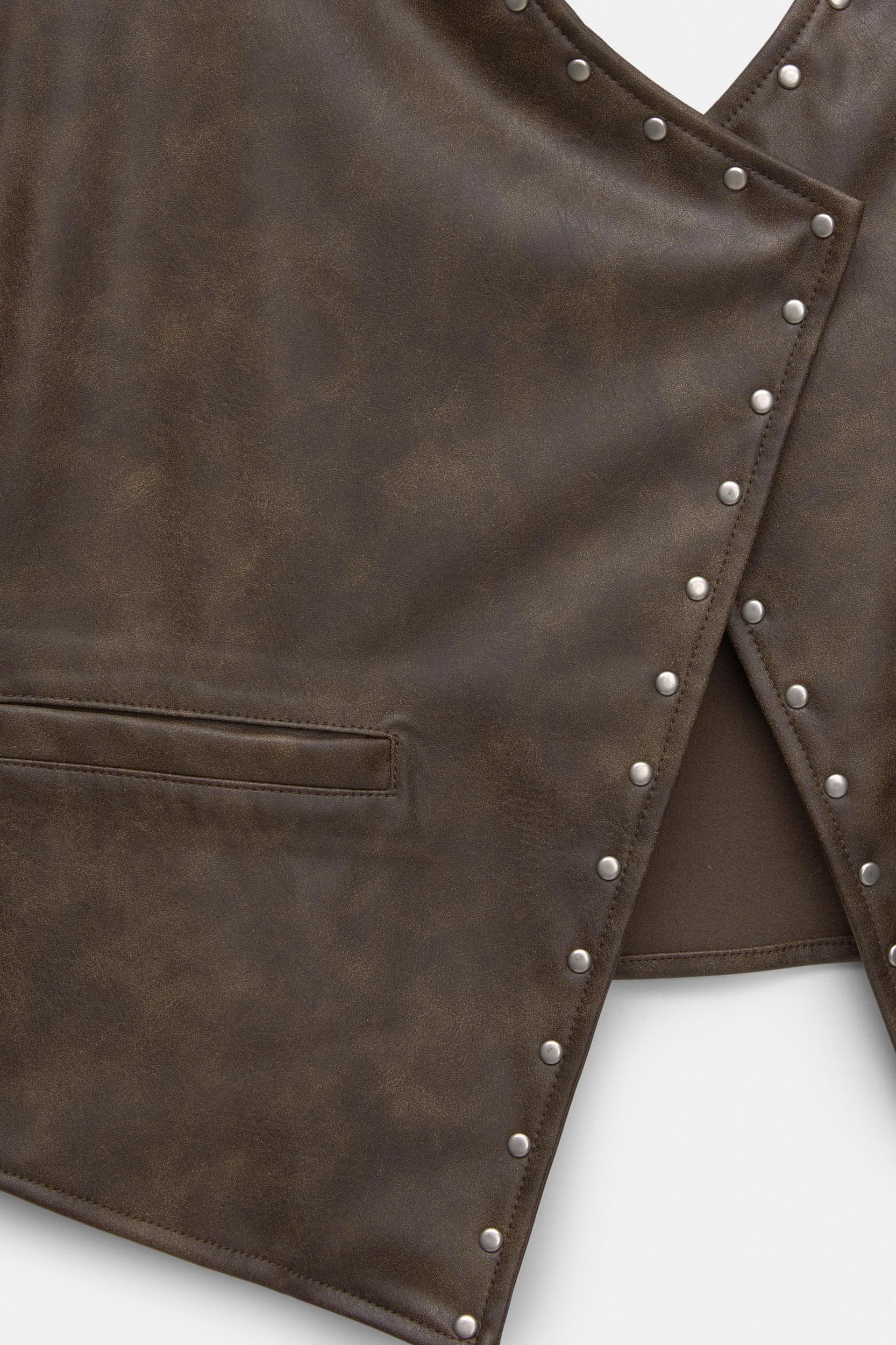 Cowboy boots with topstitching Product Image