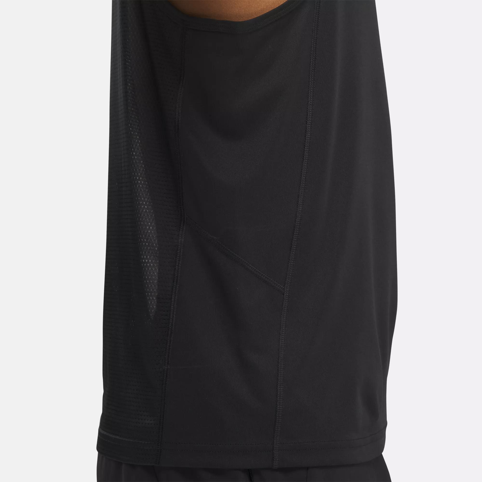 Men's RBK-DRY Running Singlet Male Product Image