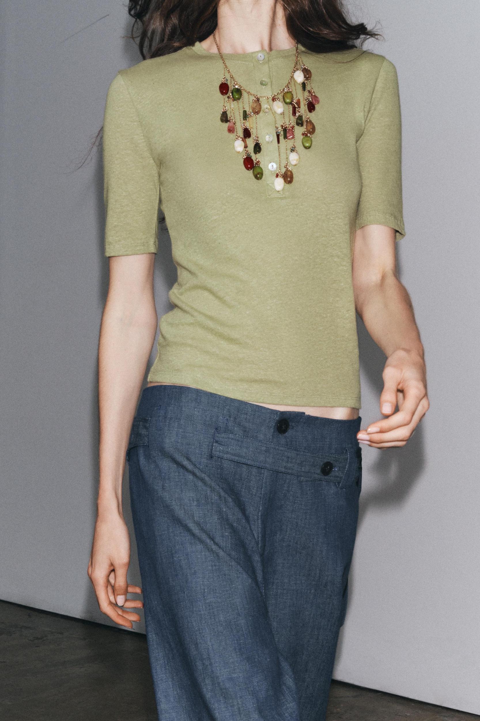 BUTTONED LINEN T-SHIRT Product Image