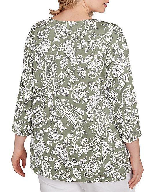Ruby Rd. Plus Size Jacobean Print Scoop Neck 3/4 Sleeve Top Product Image