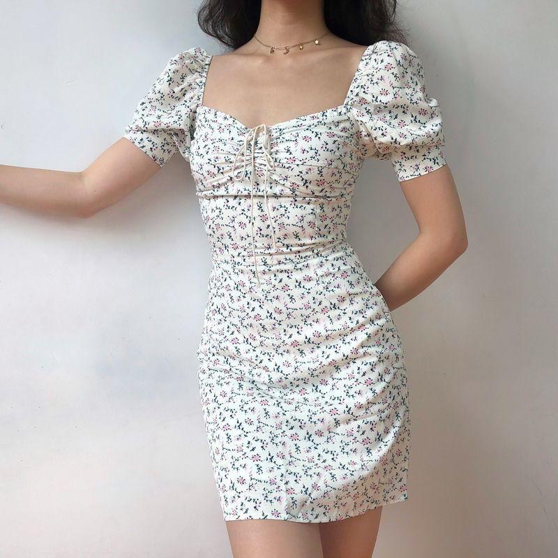 Short-Sleeve Sweetheart Neck Floral Mini Sheath Dress Product Image