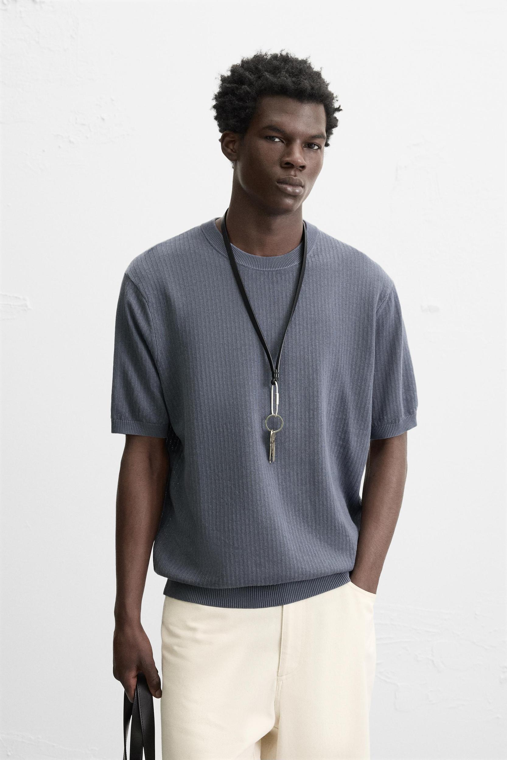 TEXTURED KNIT T-SHIRT Product Image