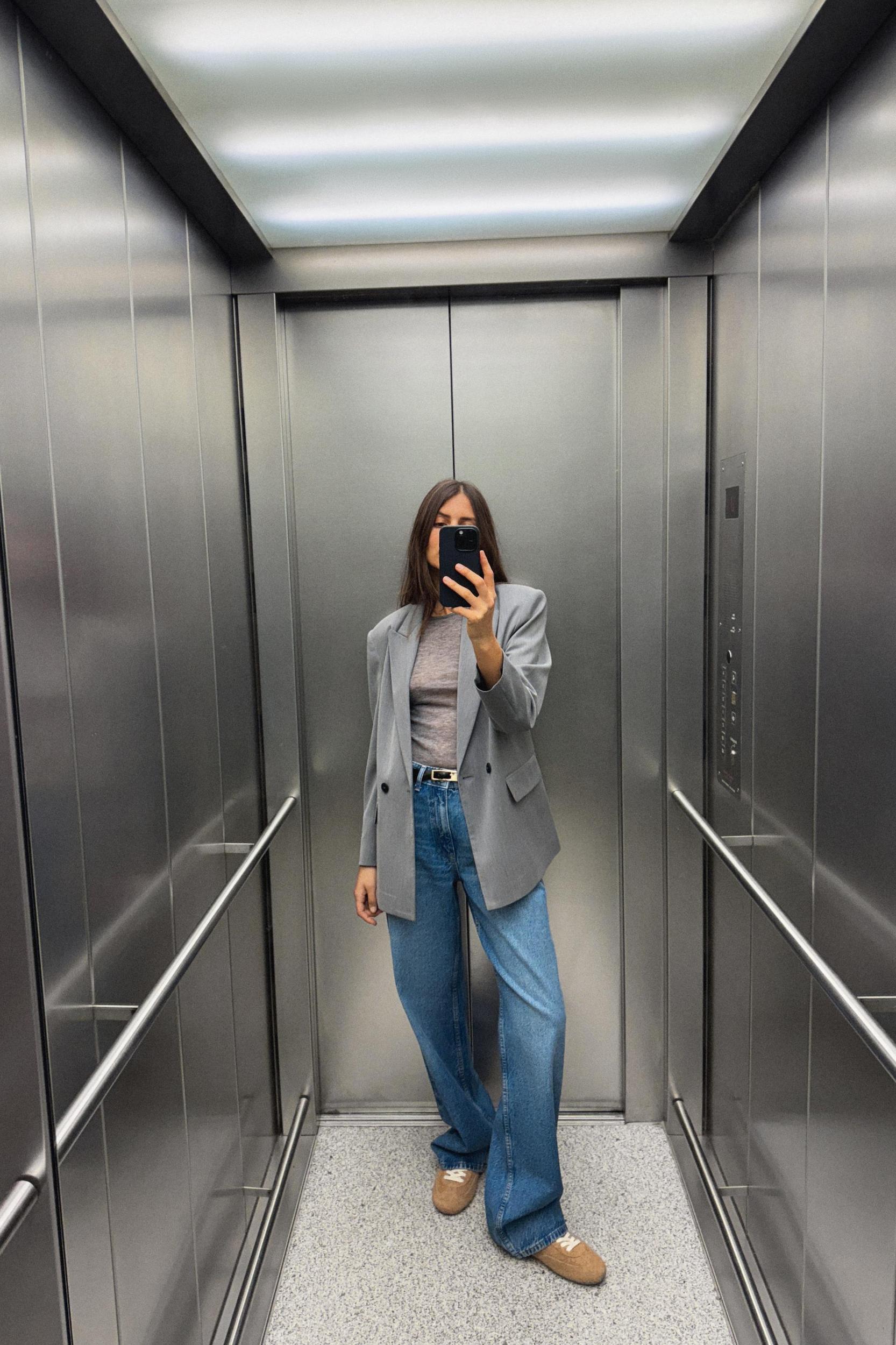 OVERSIZED DOUBLE BREASTED BLAZER Product Image