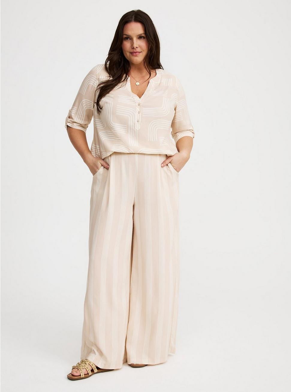 Pull-On Wide Leg Pant Product Image