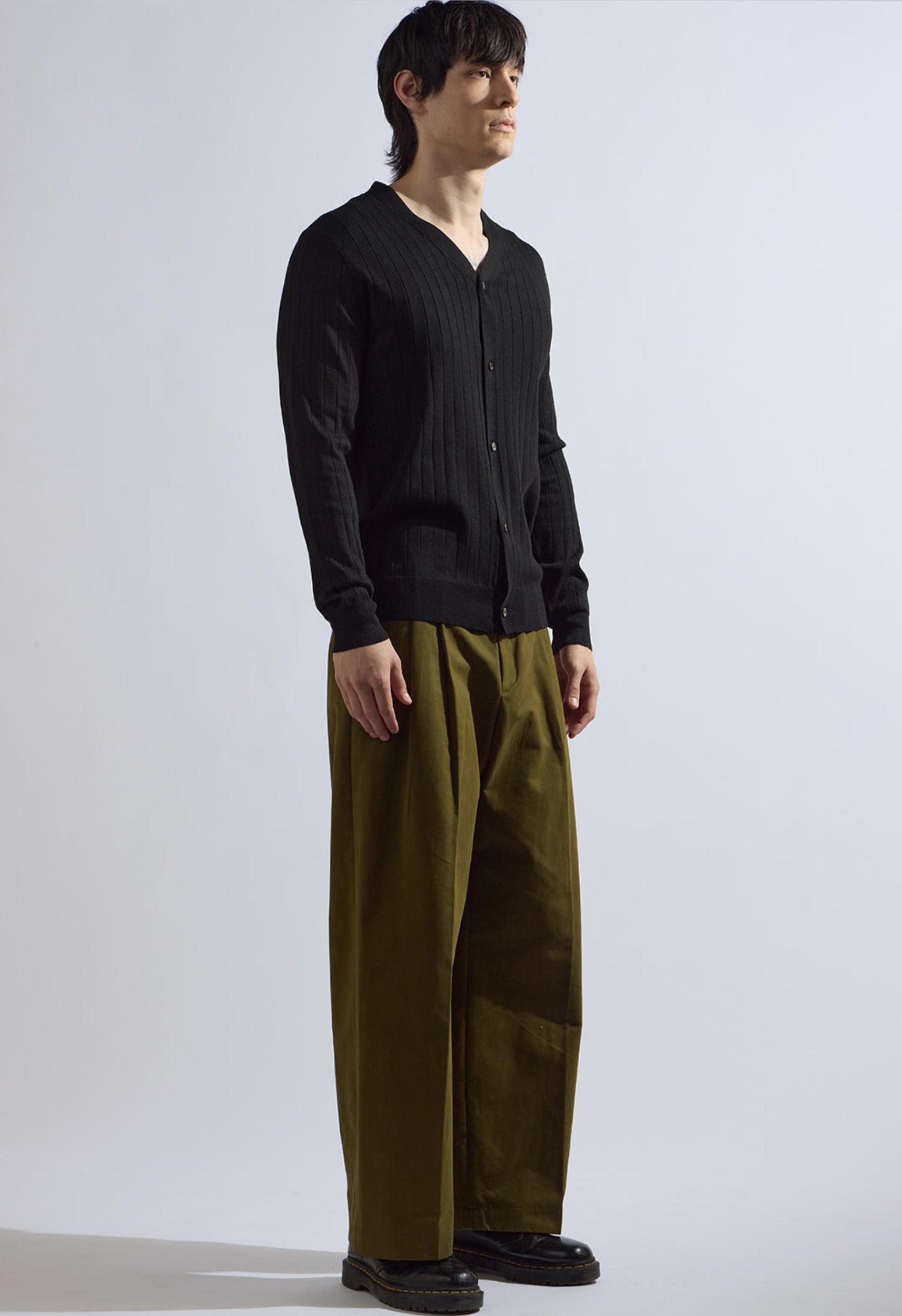 Casual Cardigan in Black Product Image