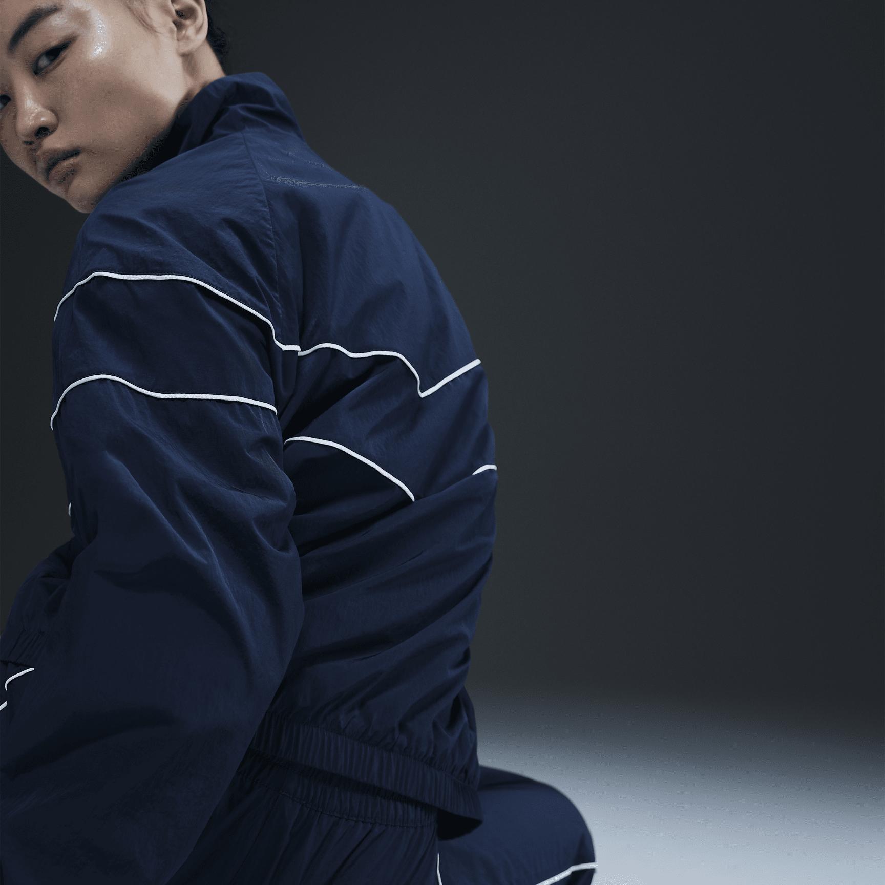 Nike Windrunner Women's Loose UV Woven Full-Zip Jacket Product Image