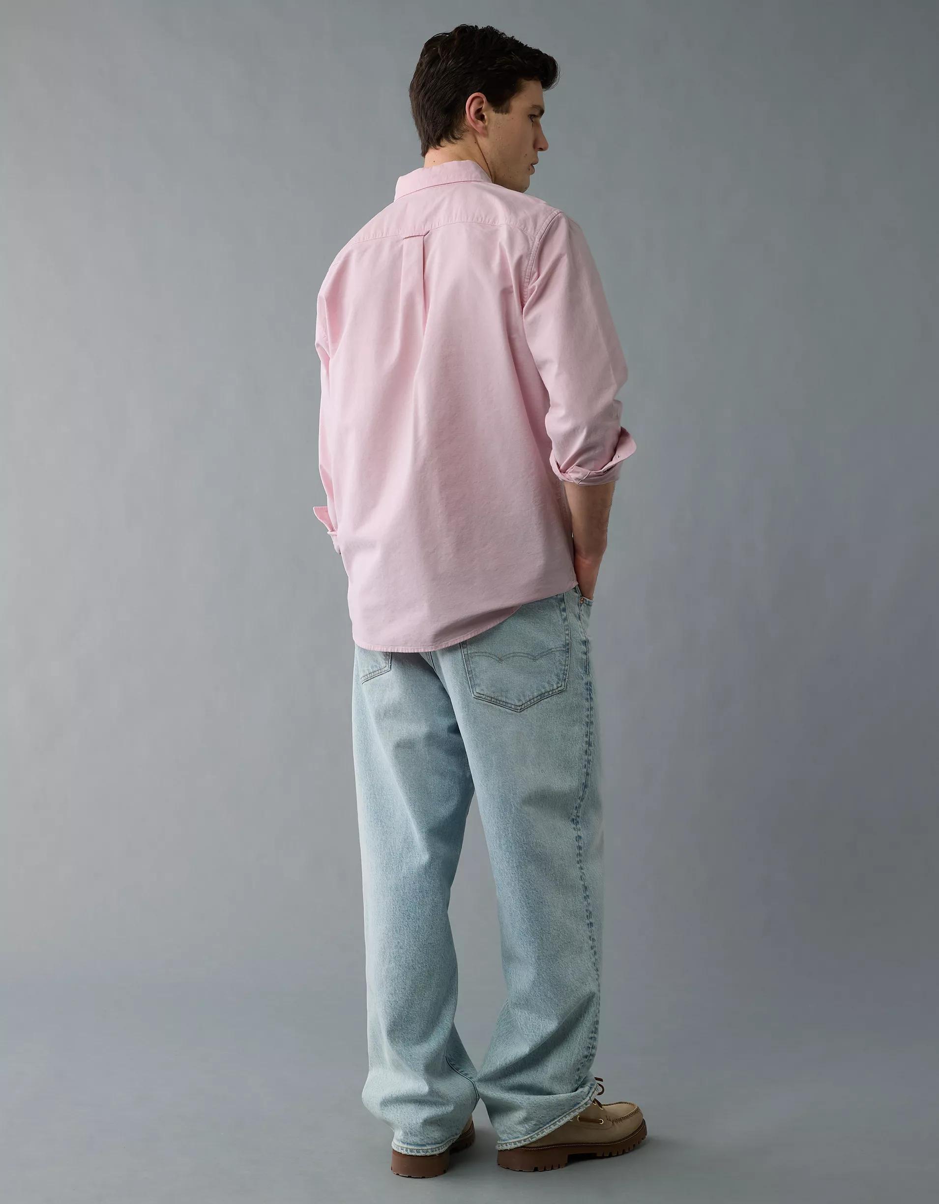 AE Everyday Classic Fit Oxford Button-Up Shirt Product Image