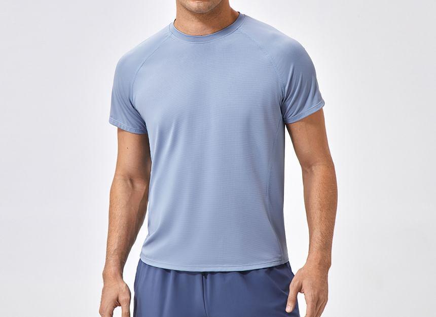 Short-Sleeve Round Neck Plain Sport T-Shirt Product Image