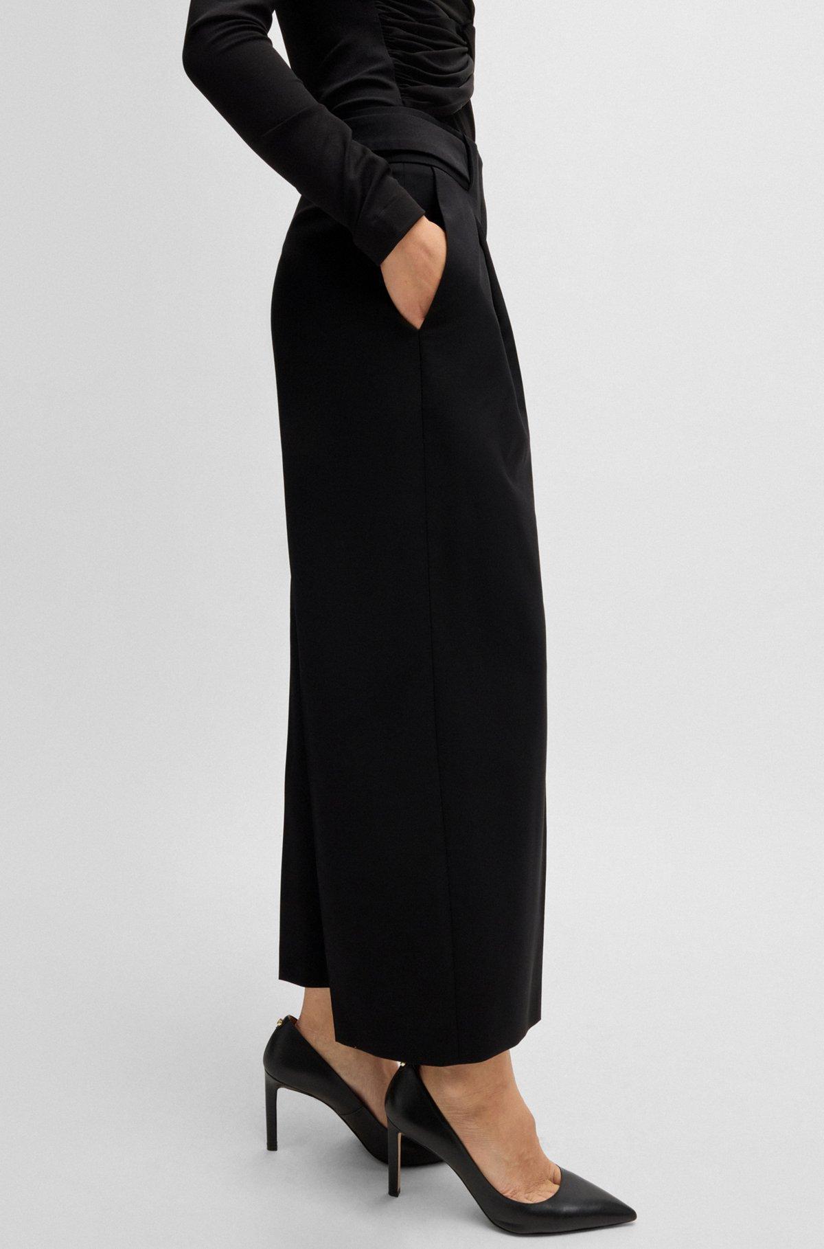 Regular-fit high-waisted trousers in wool Product Image