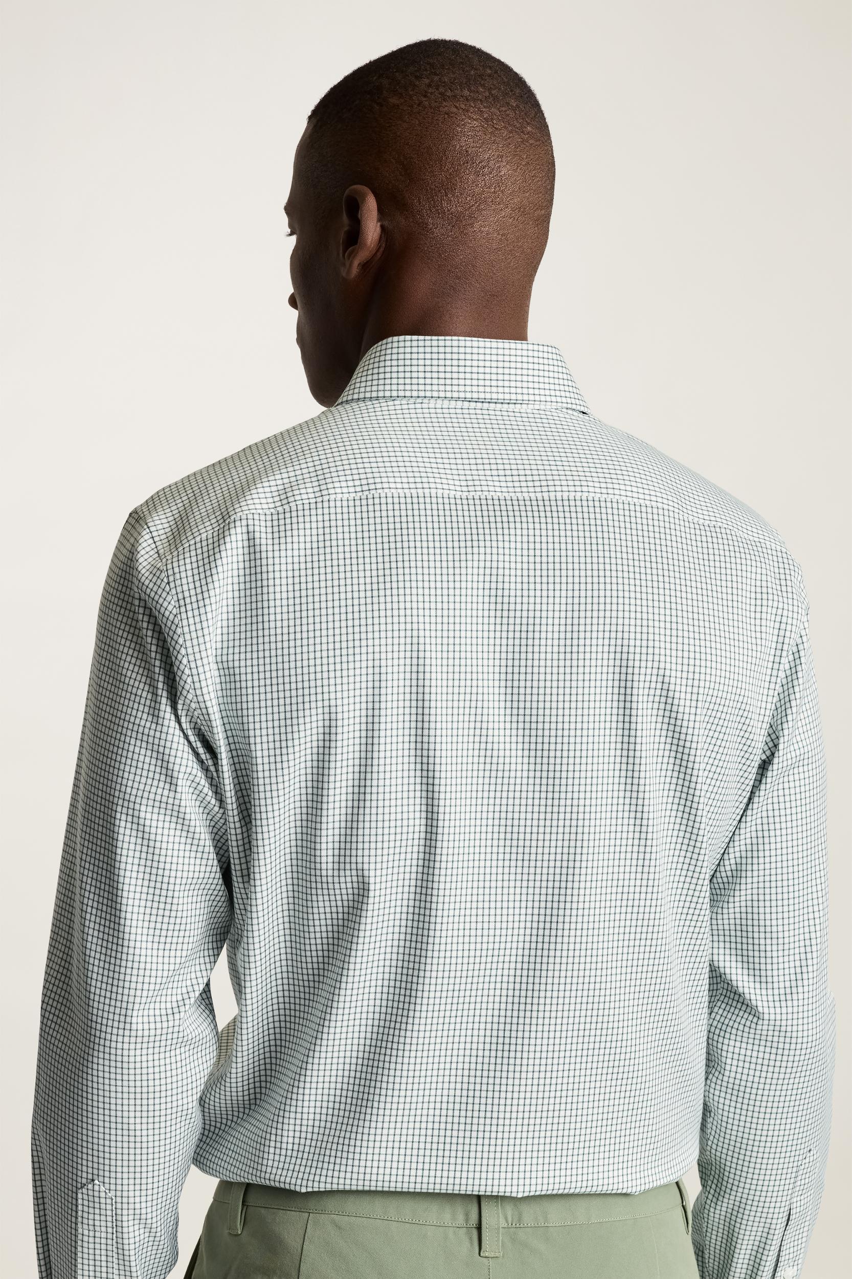 Weekday Warrior Dress Shirt Product Image