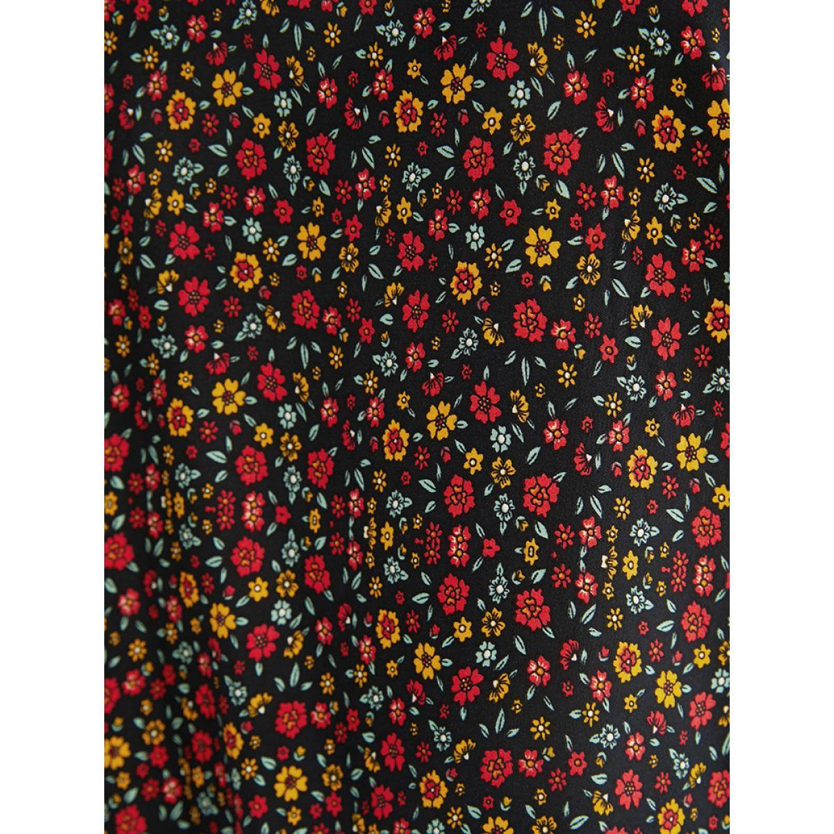 Plus Size Black Ditsy Floral Tie Neck Ruffles Raglan Sleeve Blouse Women Vacation Short sleeve V-neck Dailywear Blouses BloomChic 14-16/1X Product Image