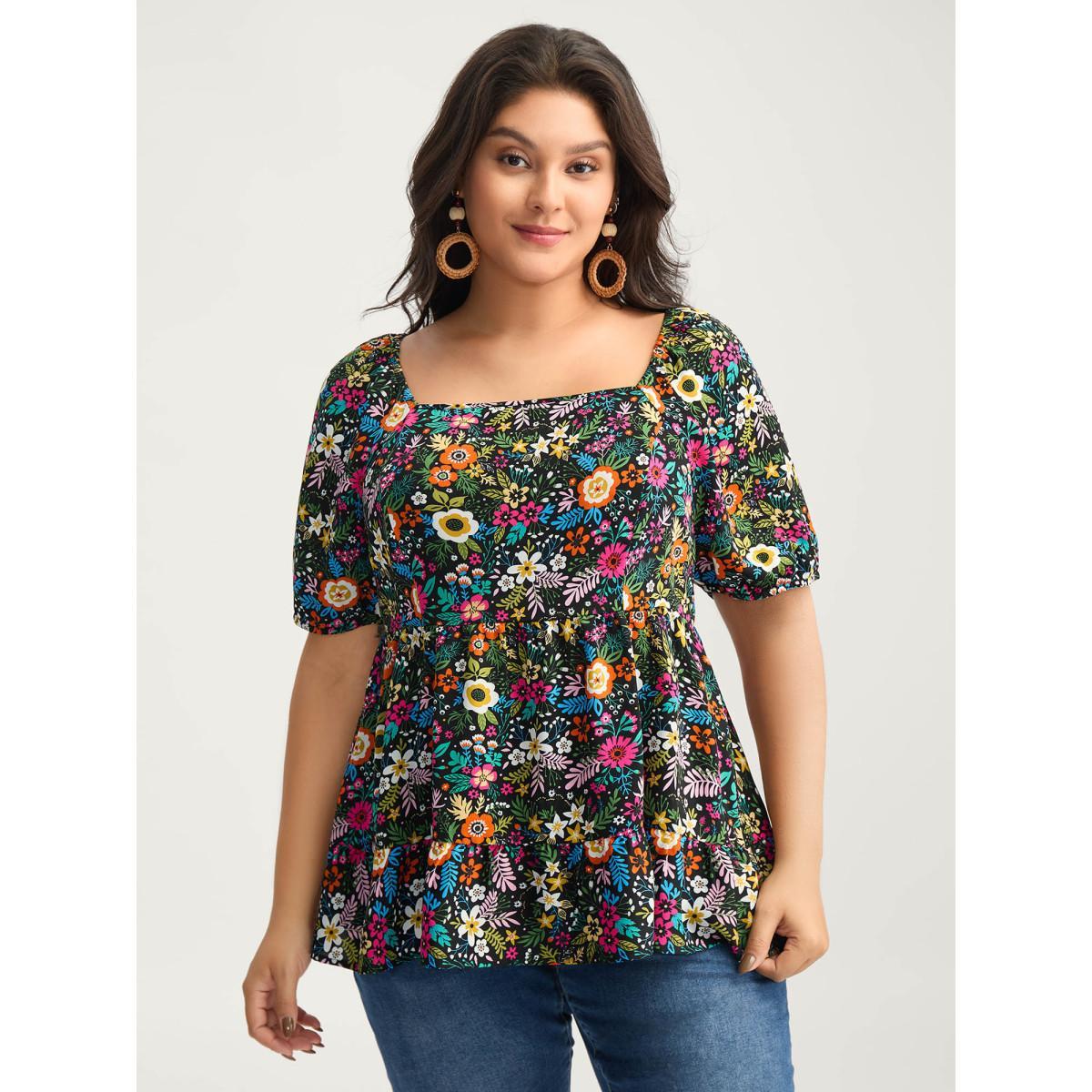 Plus Size DarkGreen Floral Square Neck Fit and Flare Blouse Women Playful Short sleeve Square Neck Vacation Blouses BloomChic 30/6X Product Image