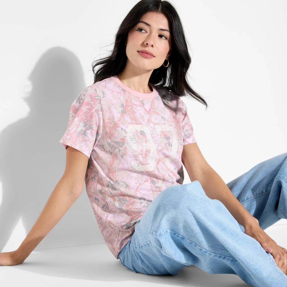 Women's Camo 97 Short Sleeve Graphic T-Shirt - Pink XL Product Image